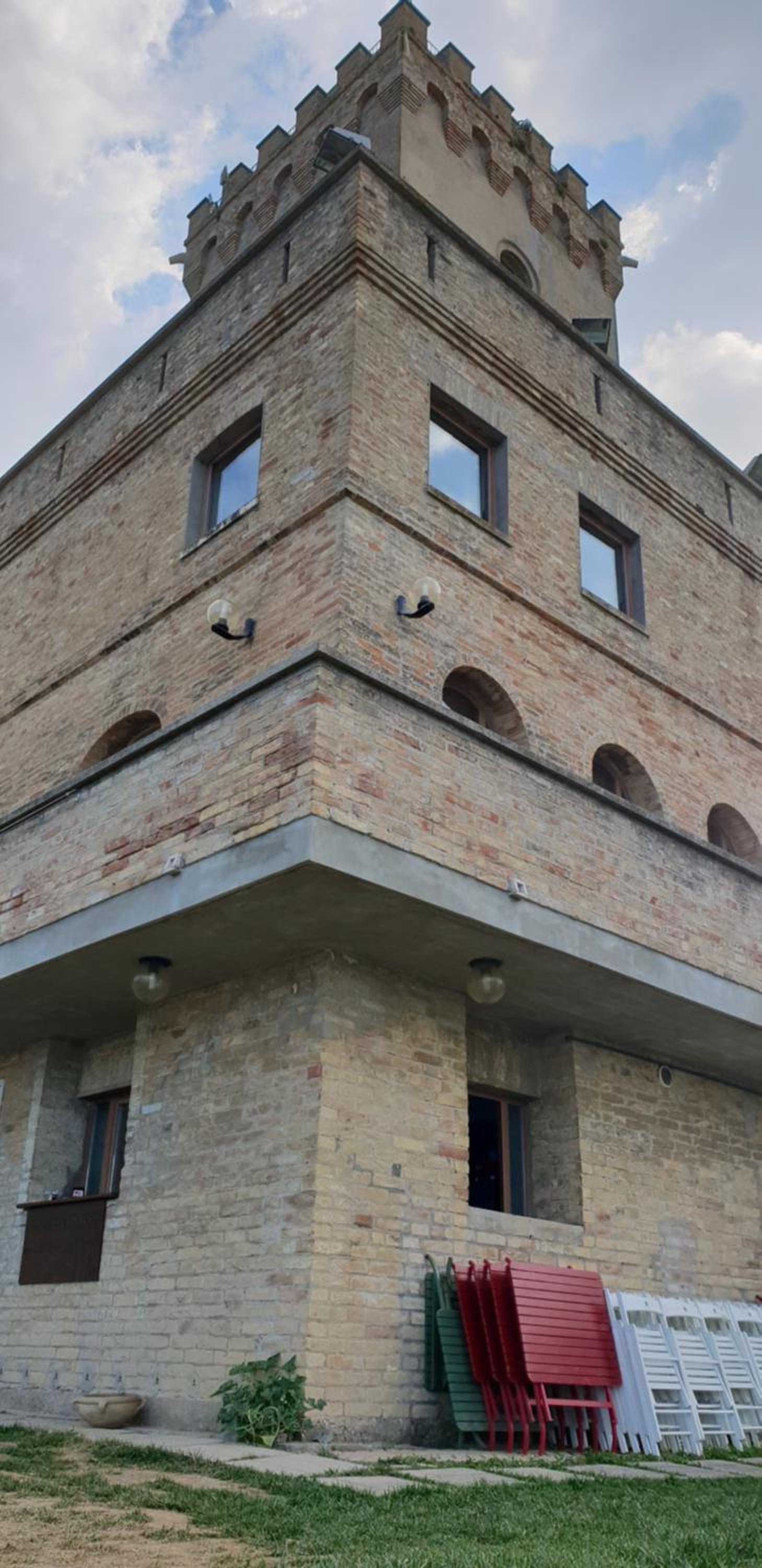 Photo 21
