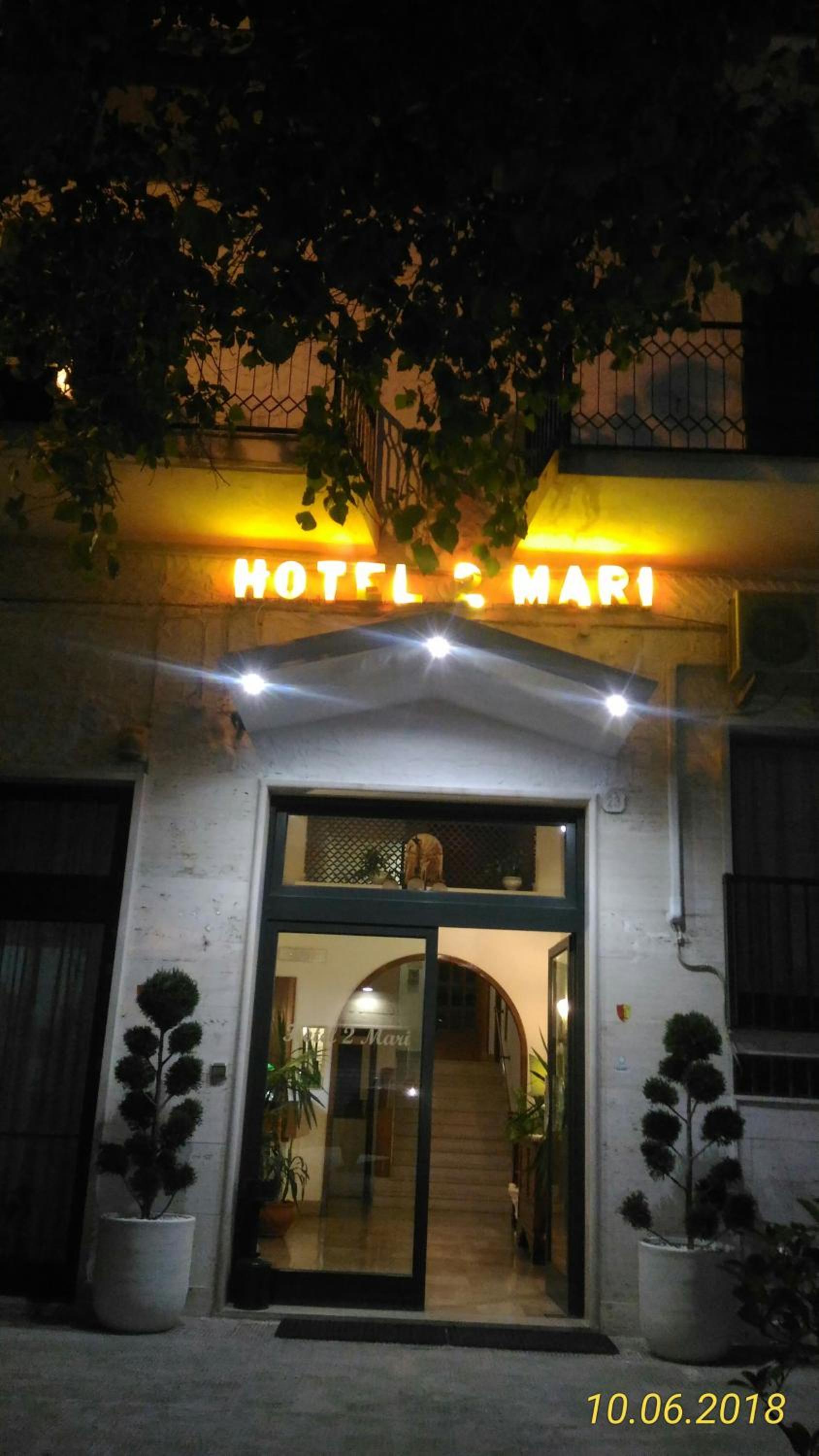 Hotel 2 Mari - Vieste photo 2