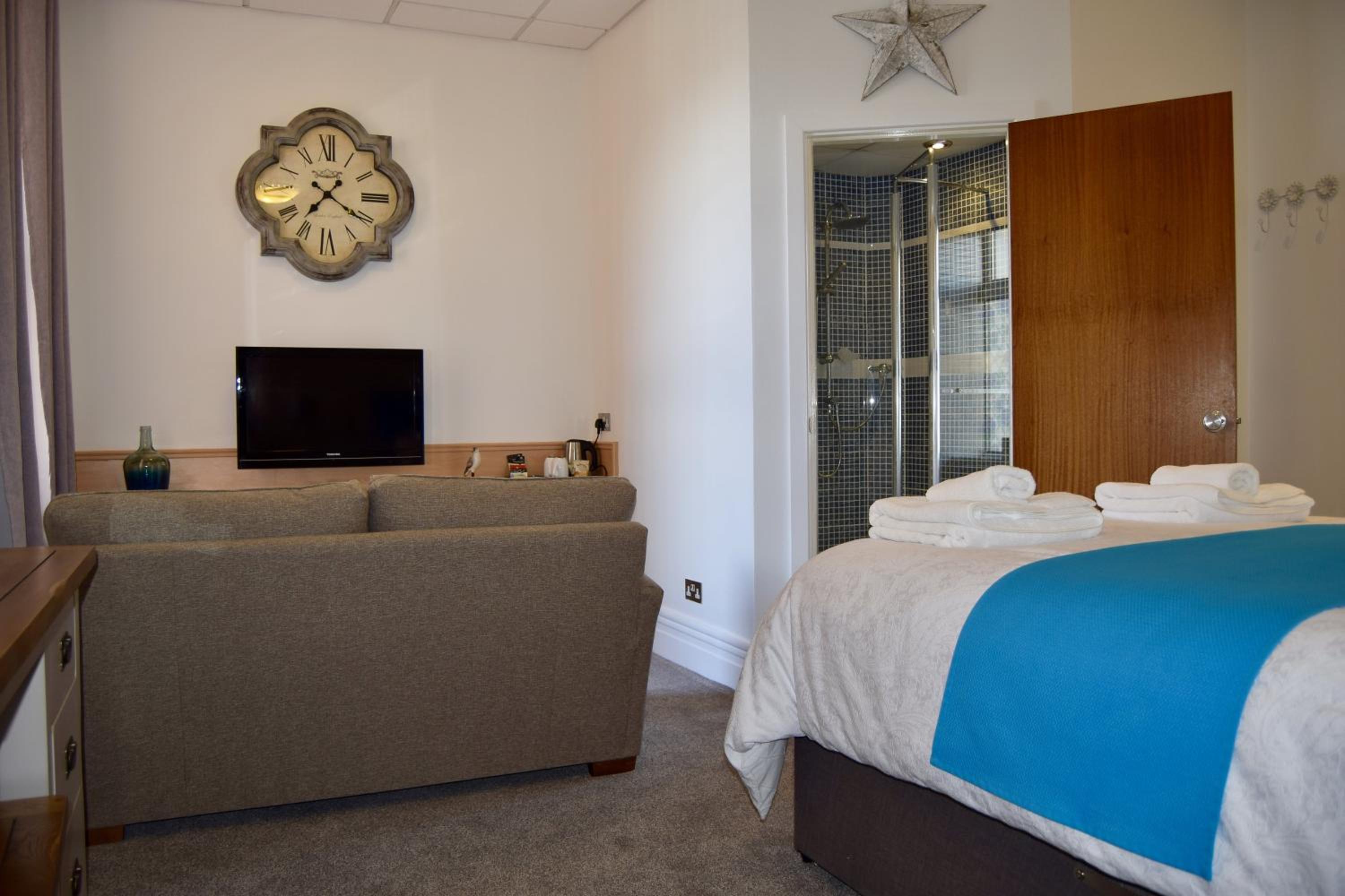 Avenue Guest House