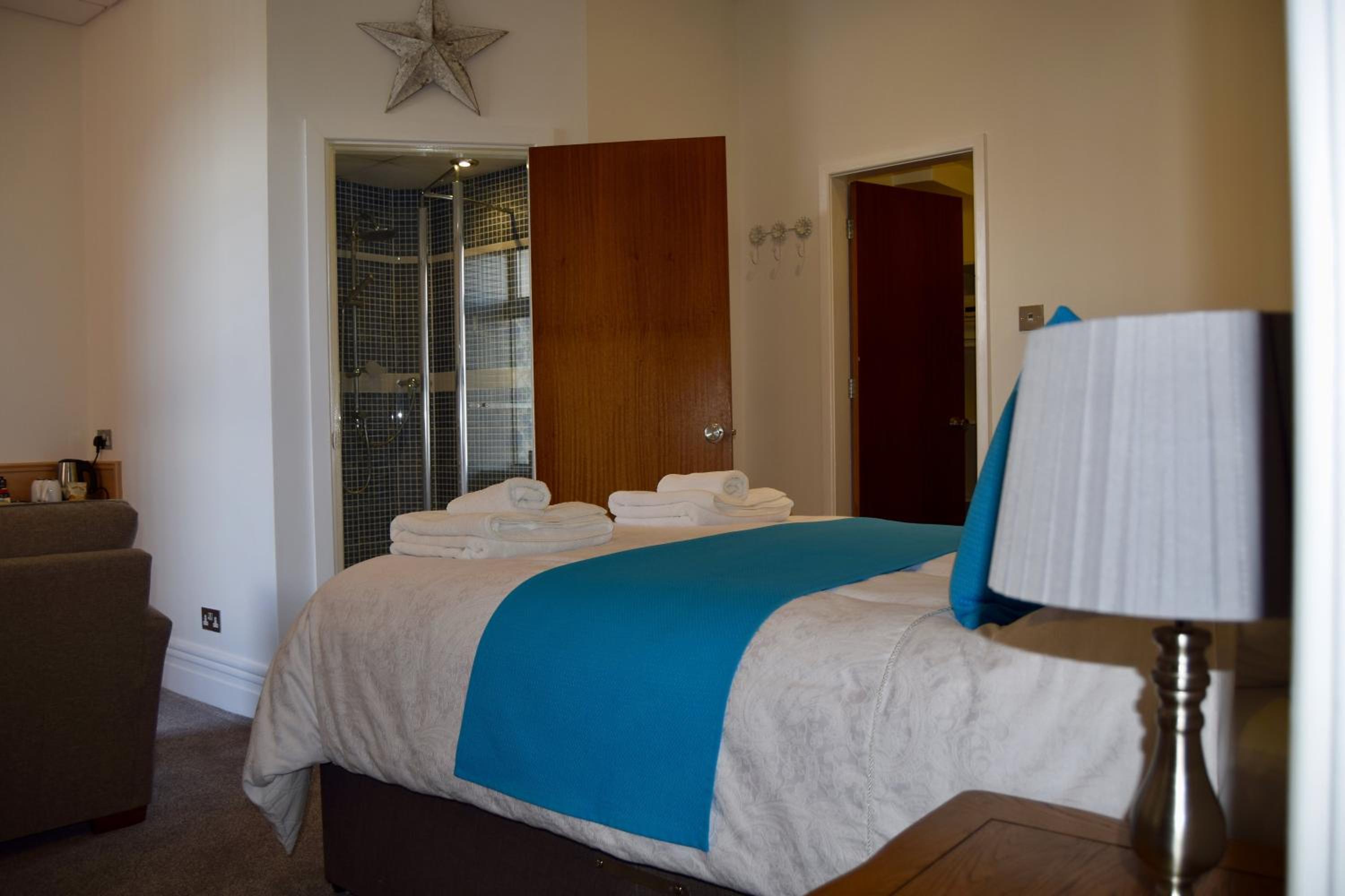 Avenue Guest House