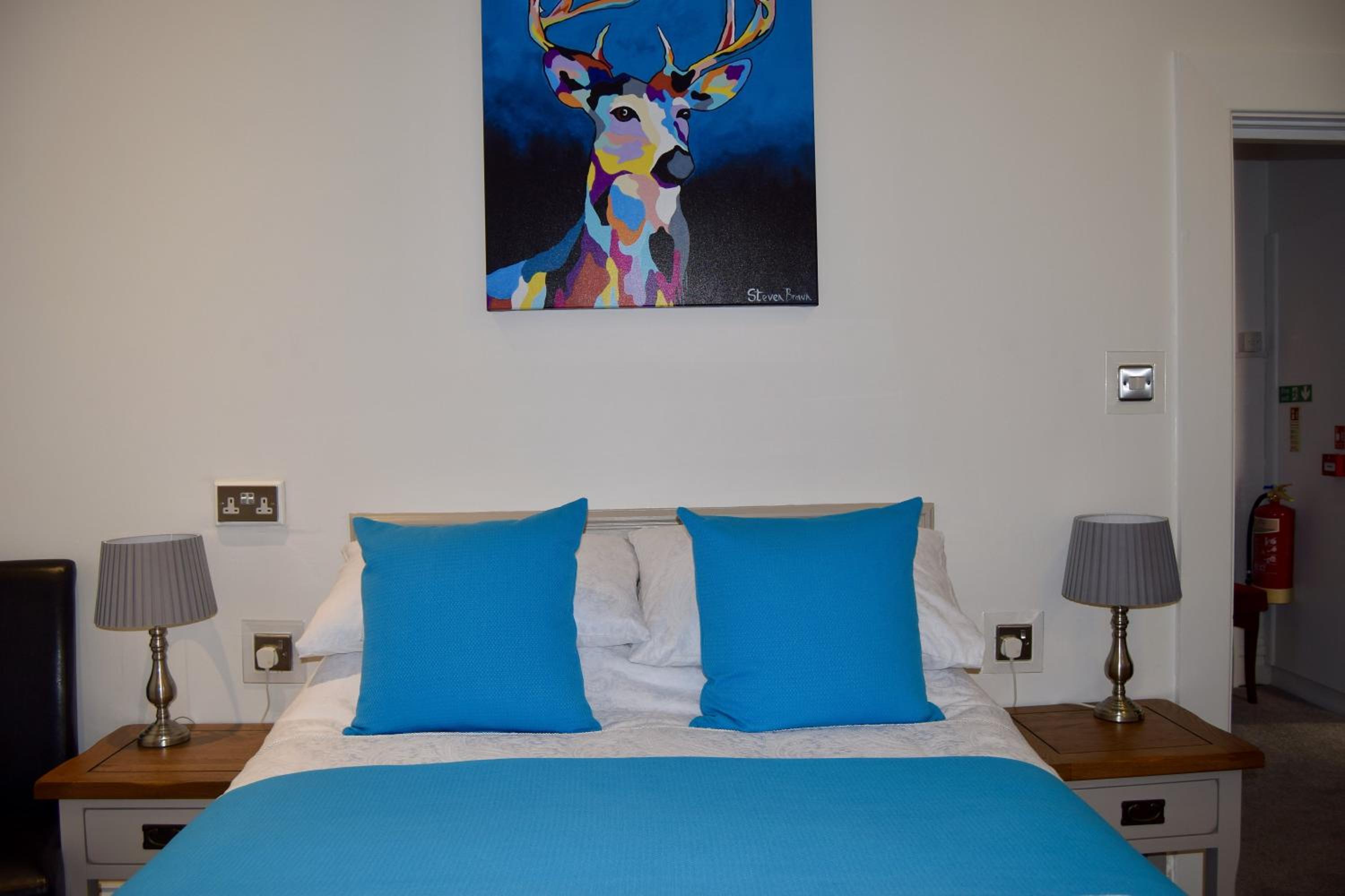 Avenue Guest House