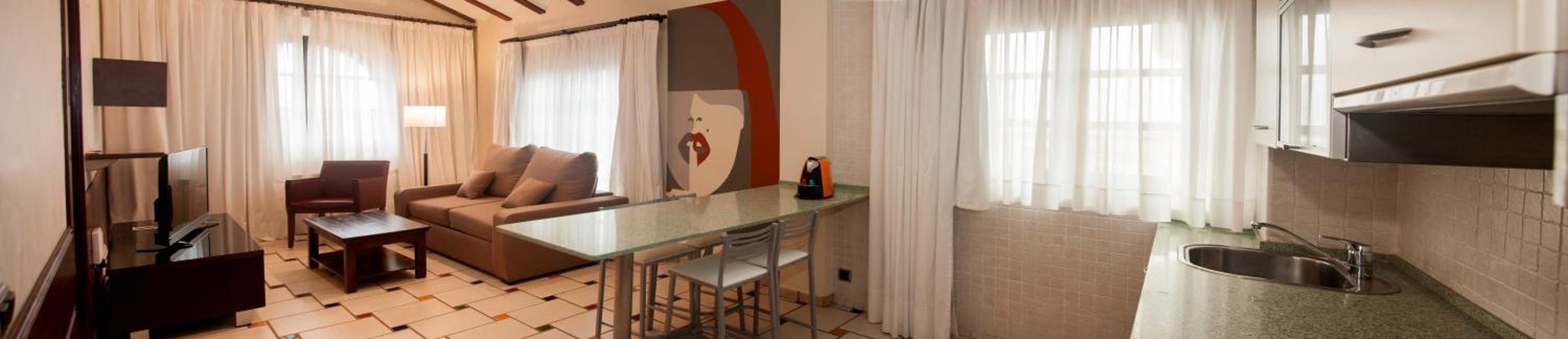 Apartamentos Costa Esmeralda