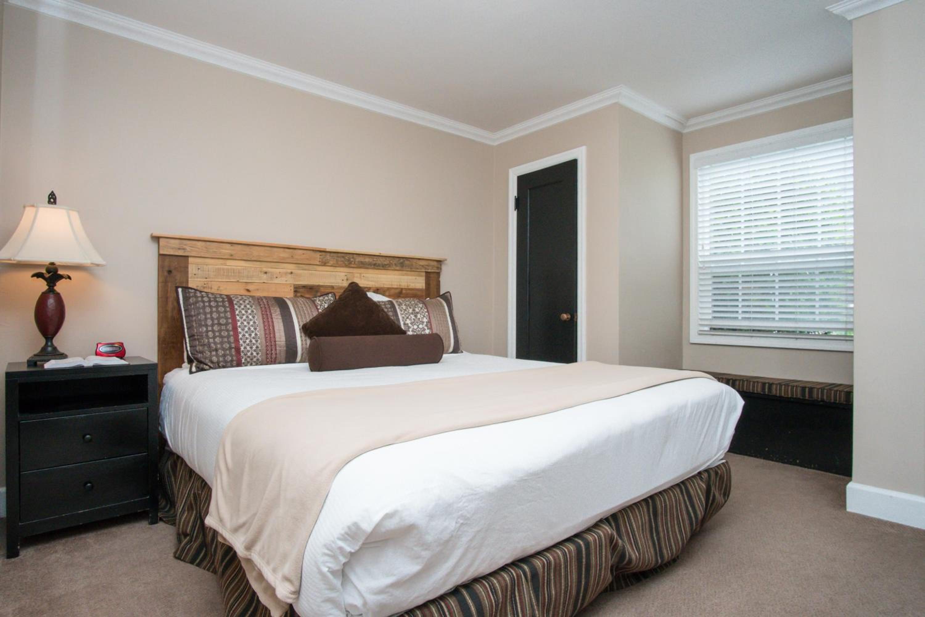 Ecola Creek Lodge