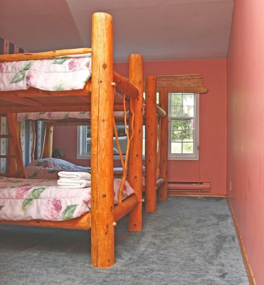The Mad Musher - Hostel