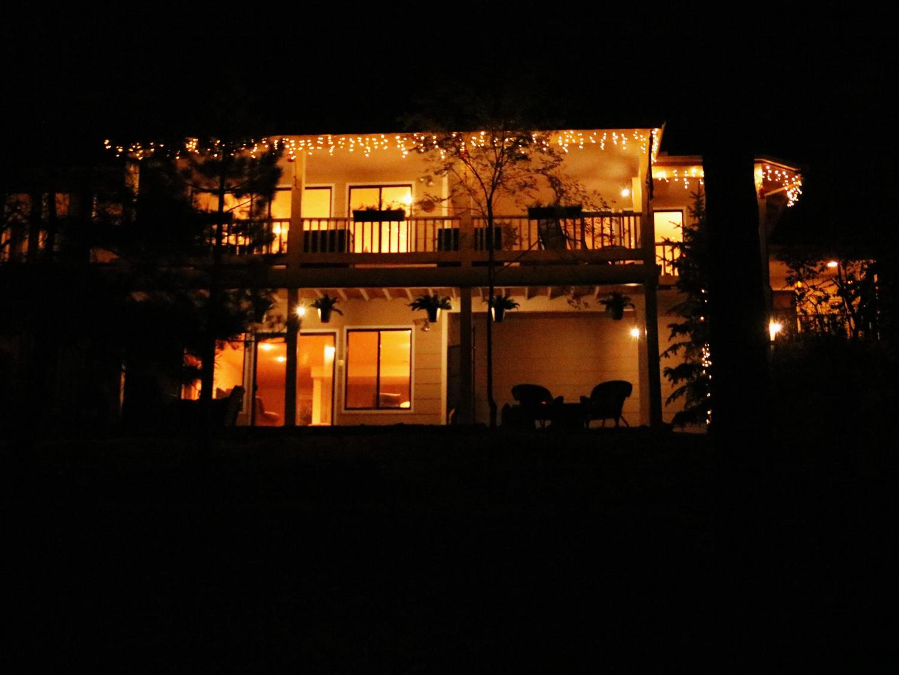 Sheridan House Inn- Adult Only Accommodation