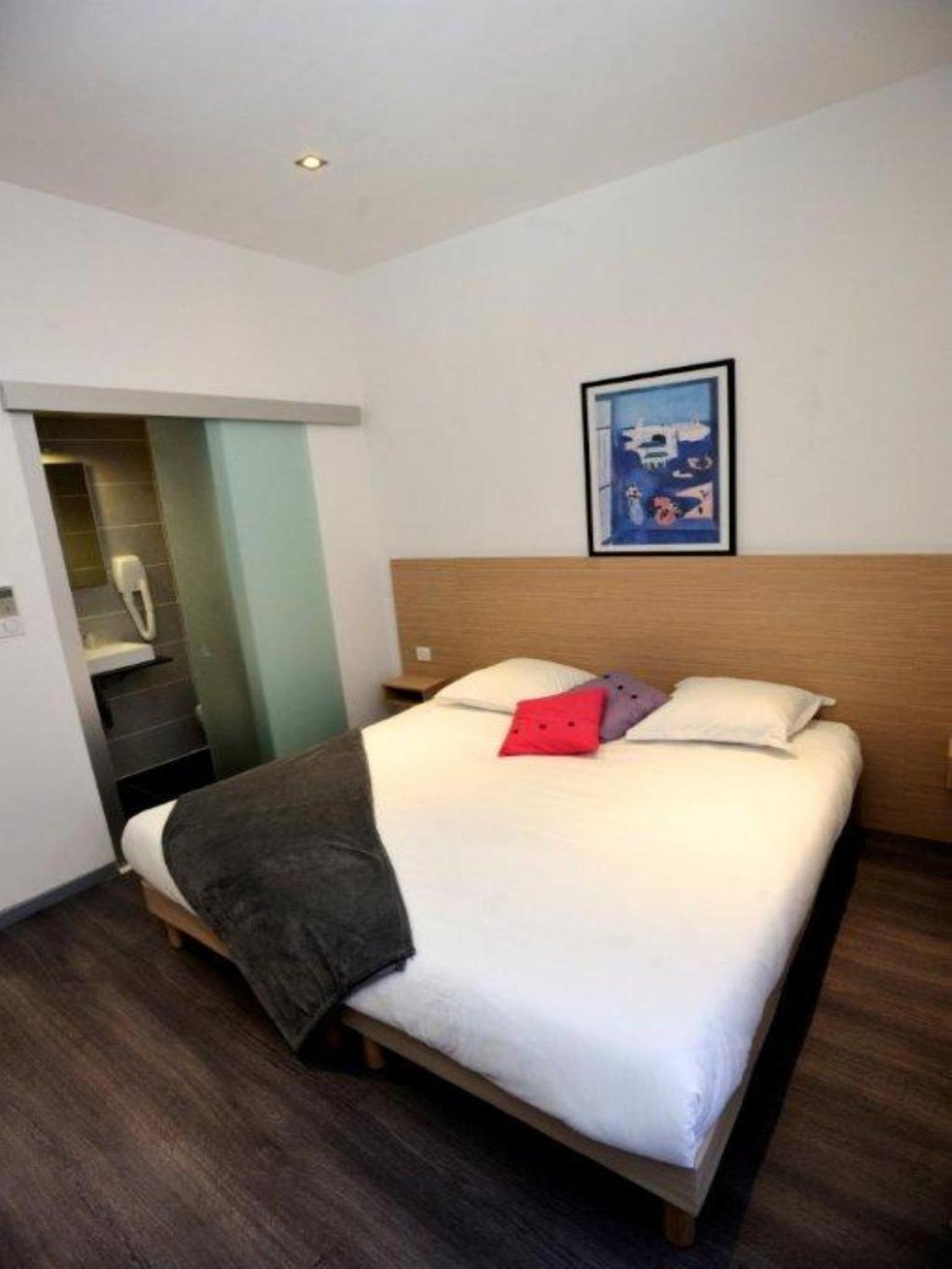 Monte Carlo Vacations - Hotel de France - Property Image 2