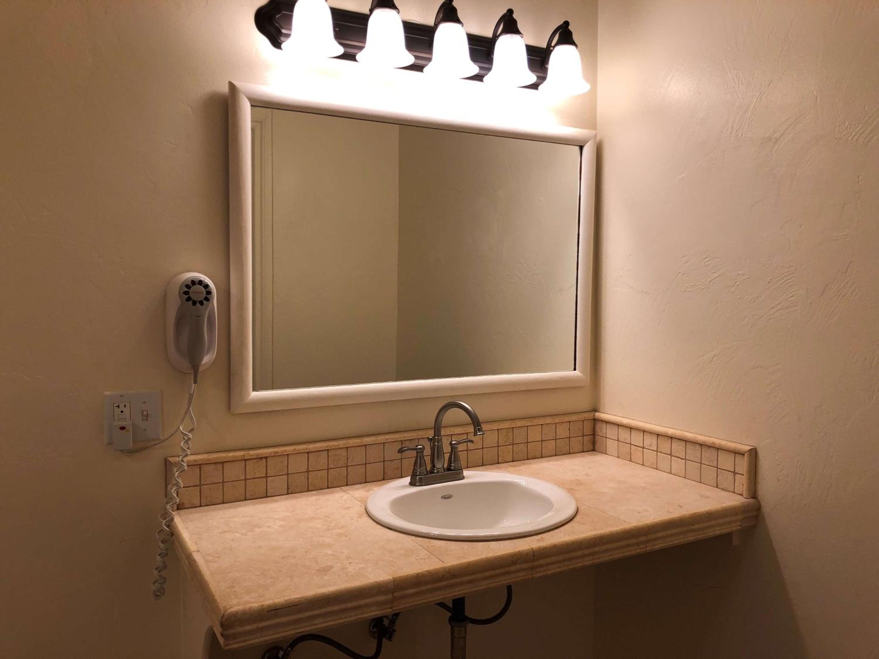 Best Western Country Lane Inn - Property Image 9