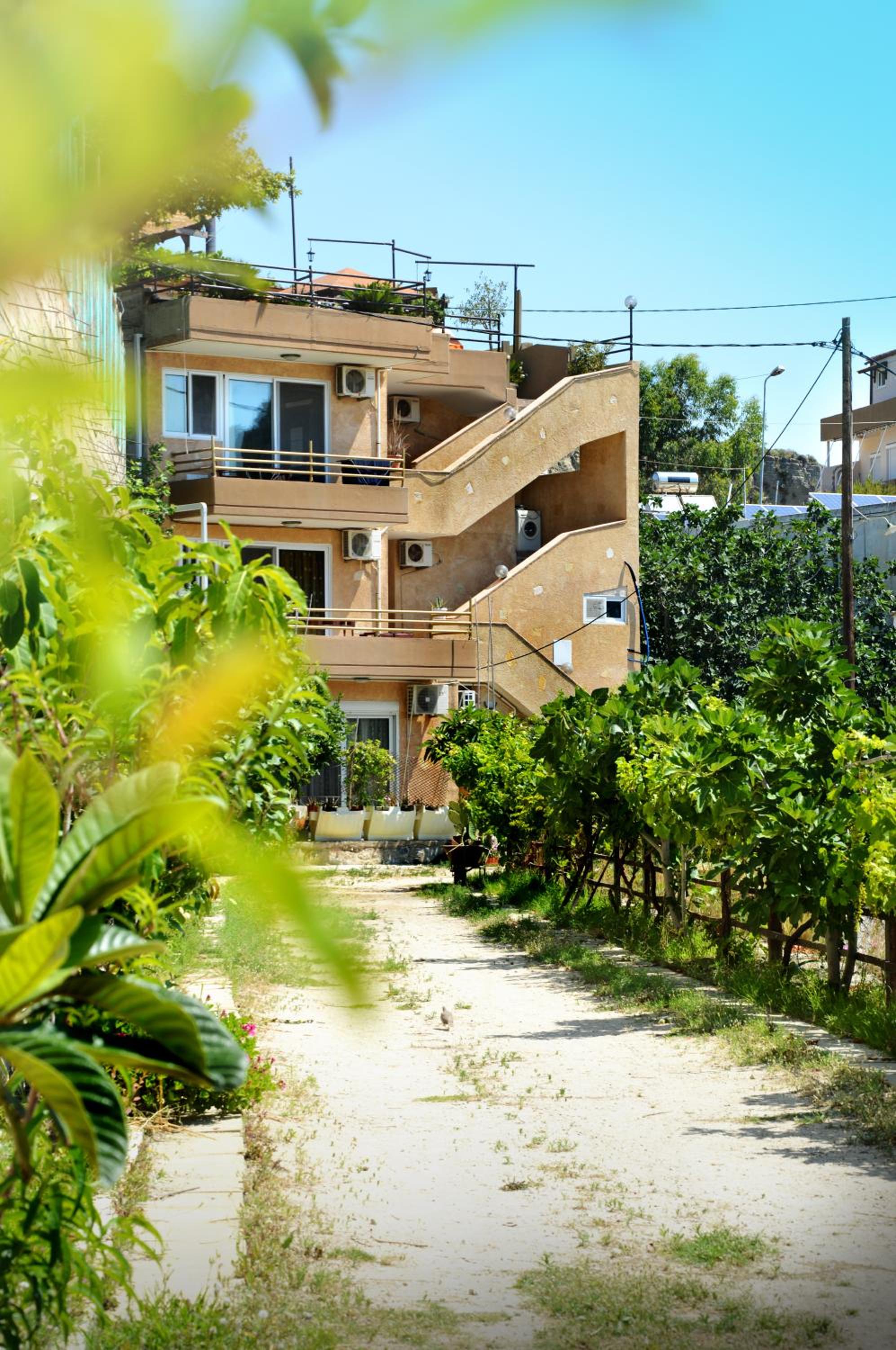 Sky-Line Apartments