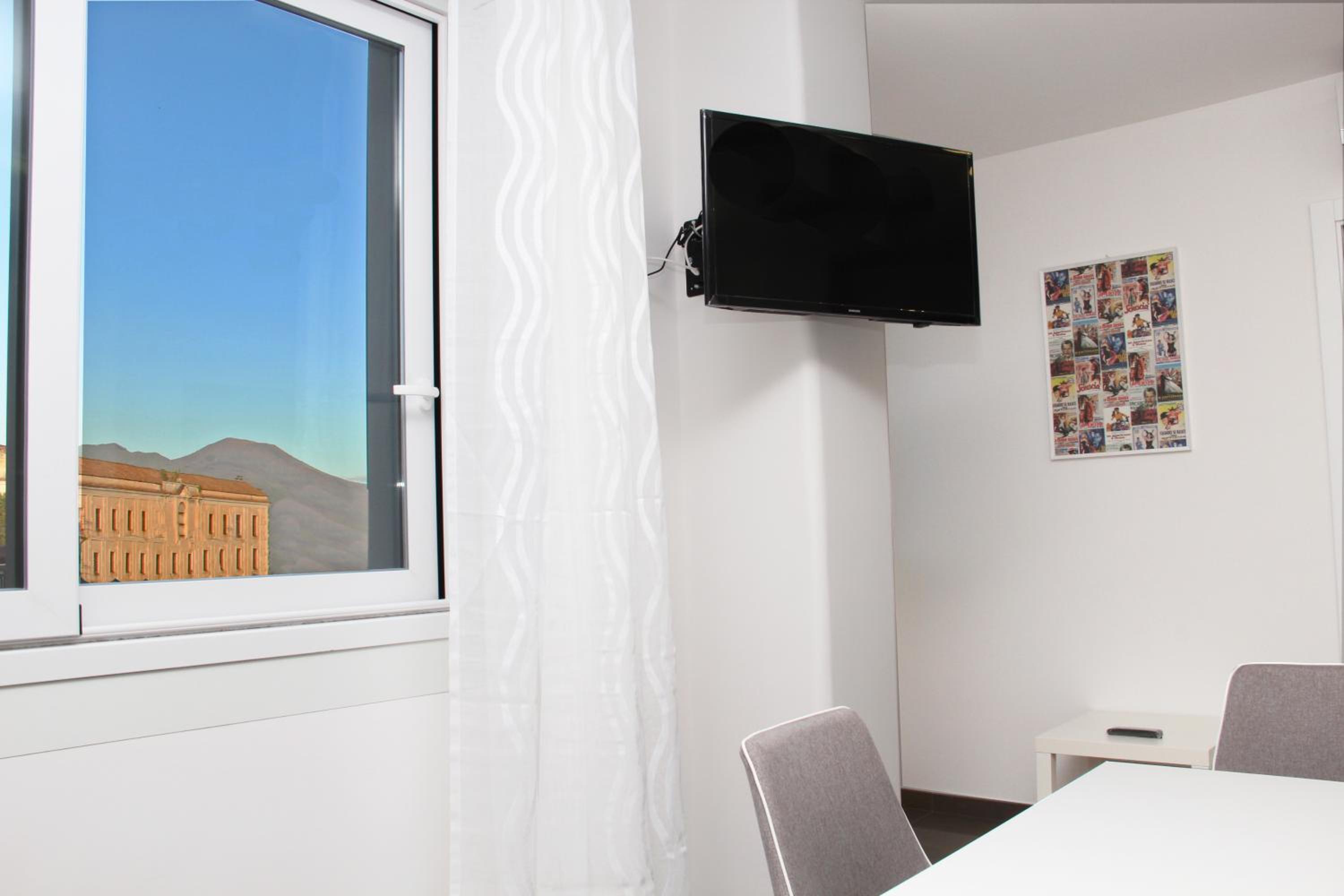 Mondo Suites Apartments