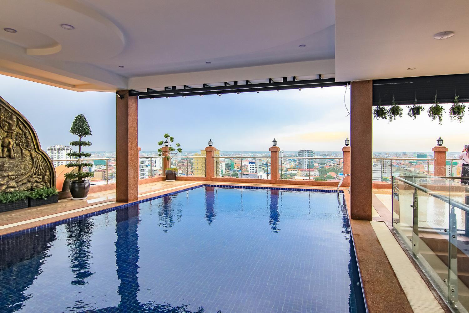 Queen Mansion view 5