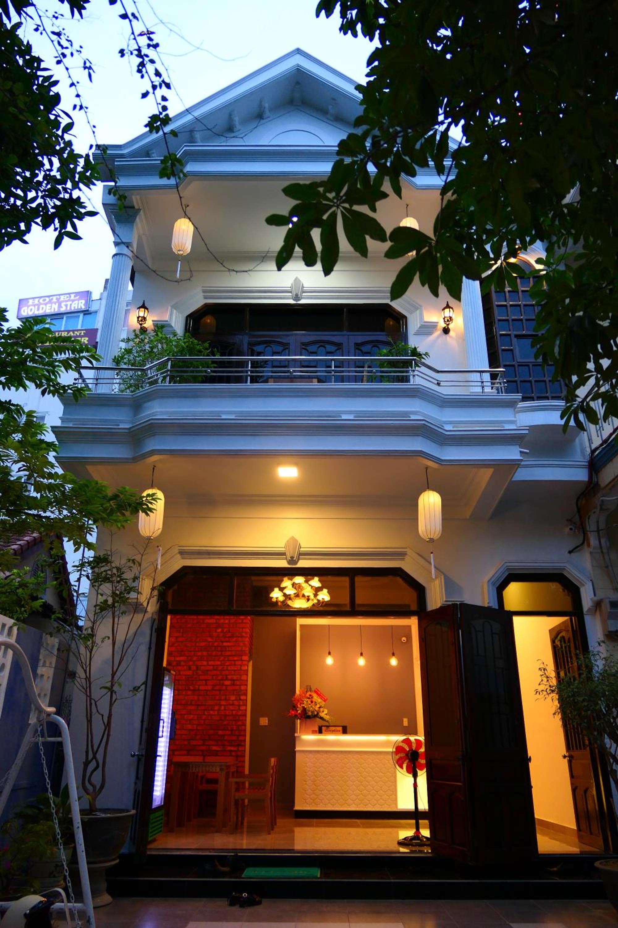 Shark Homestay