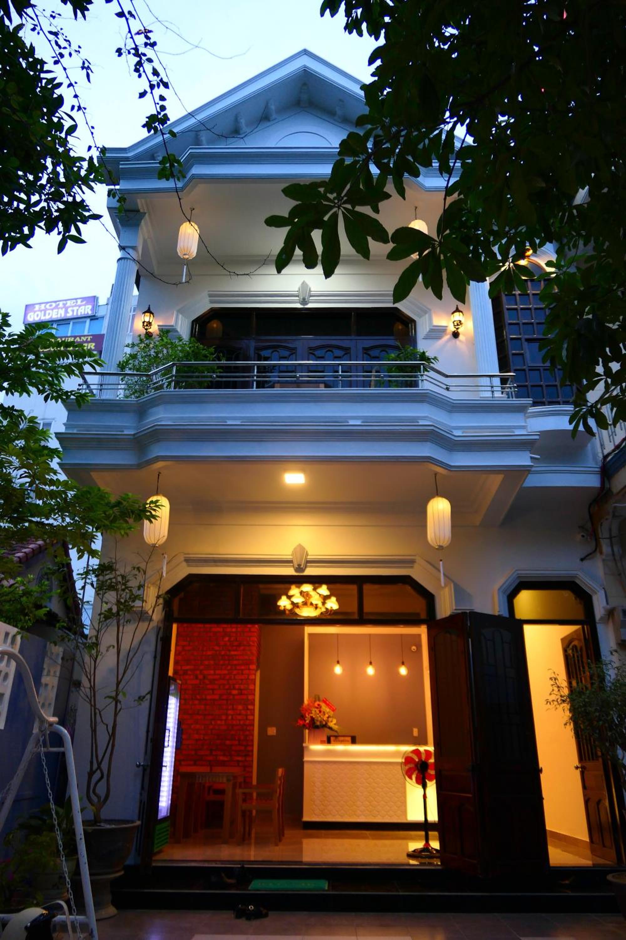 Shark Homestay