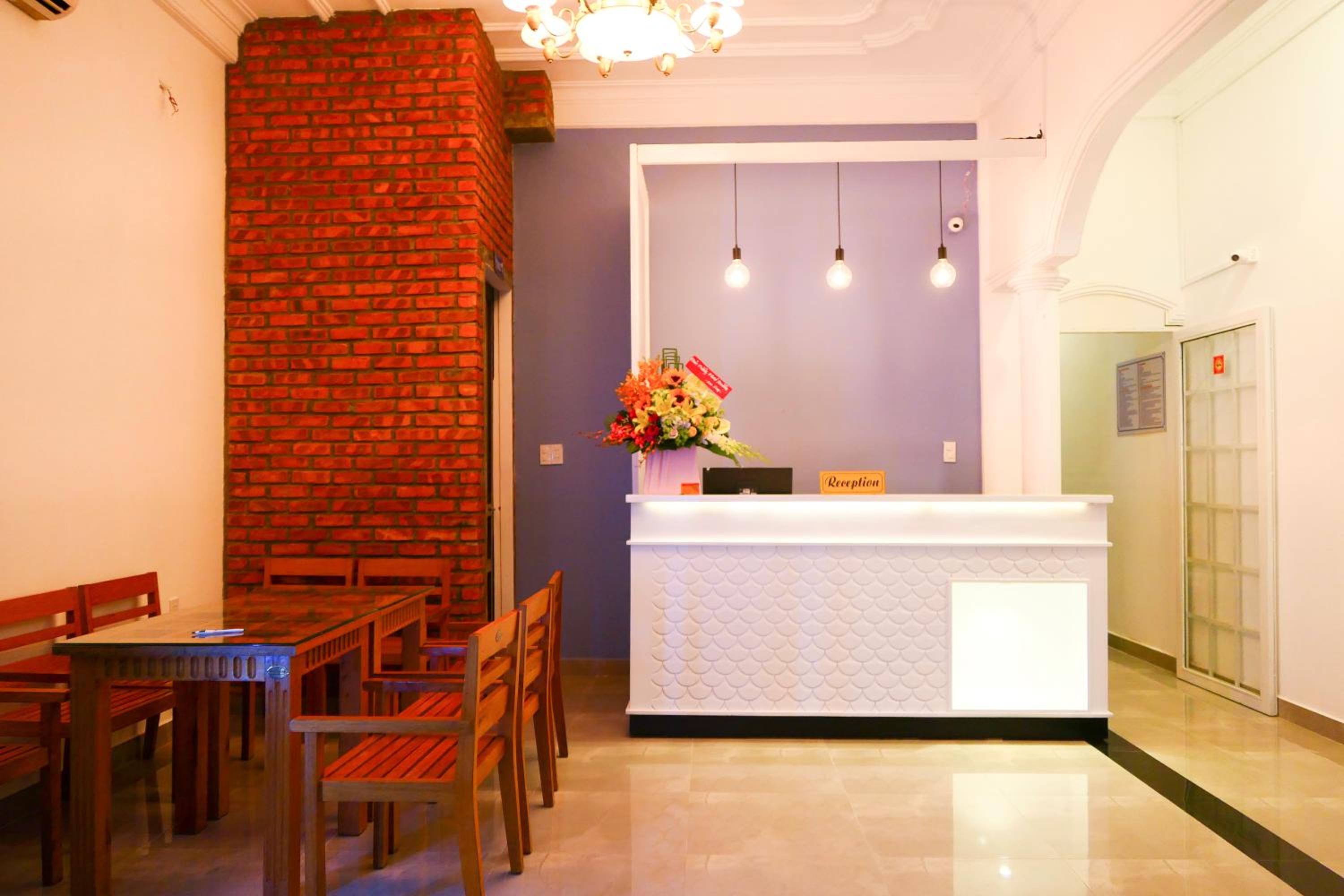 Shark Homestay