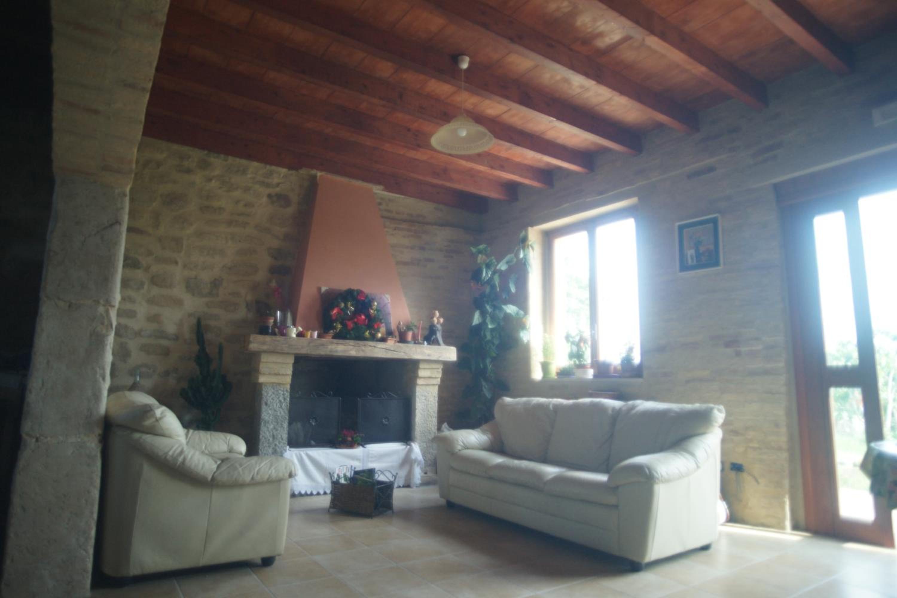 Casale Giordano view 3