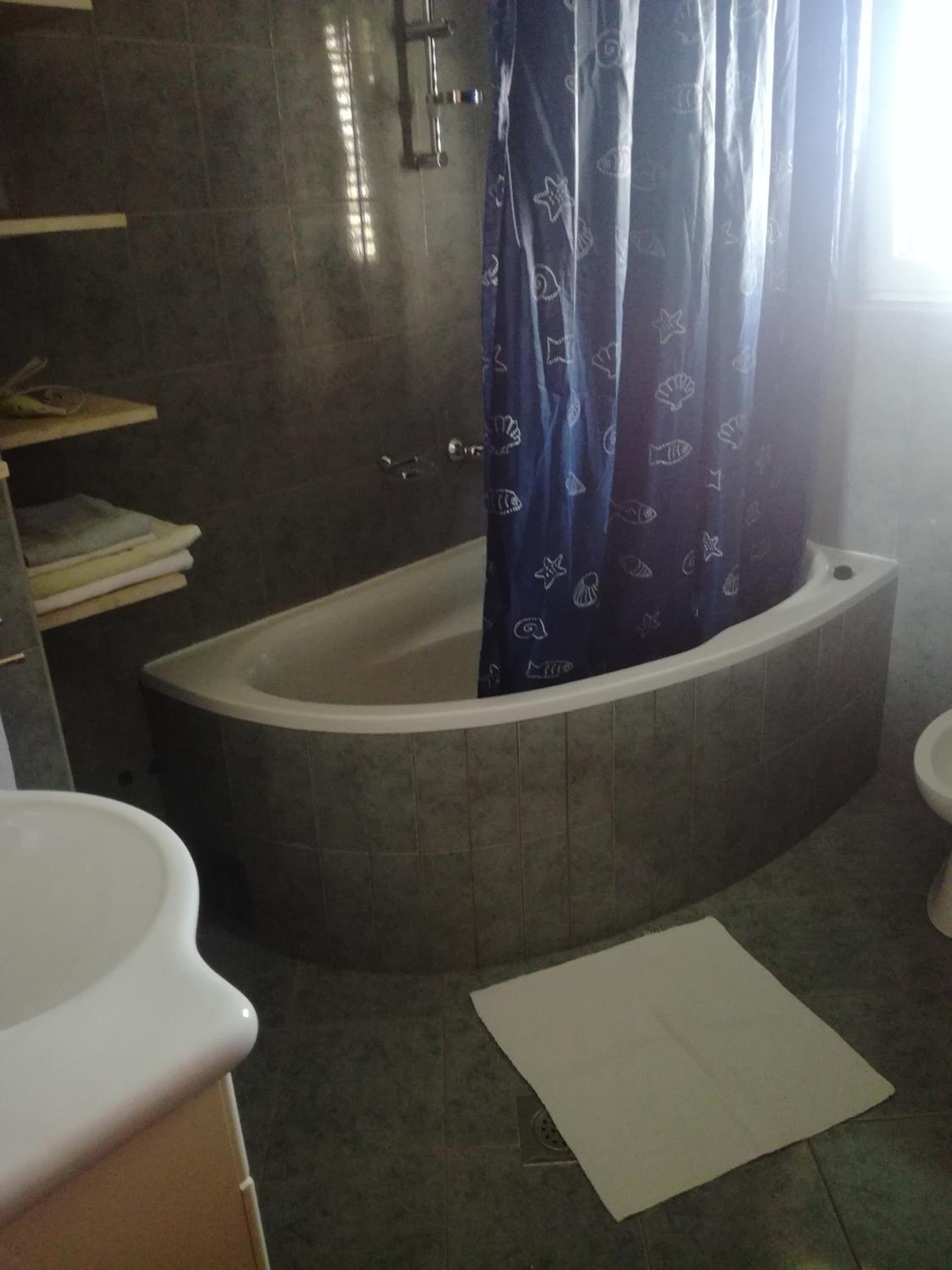 Photo 37