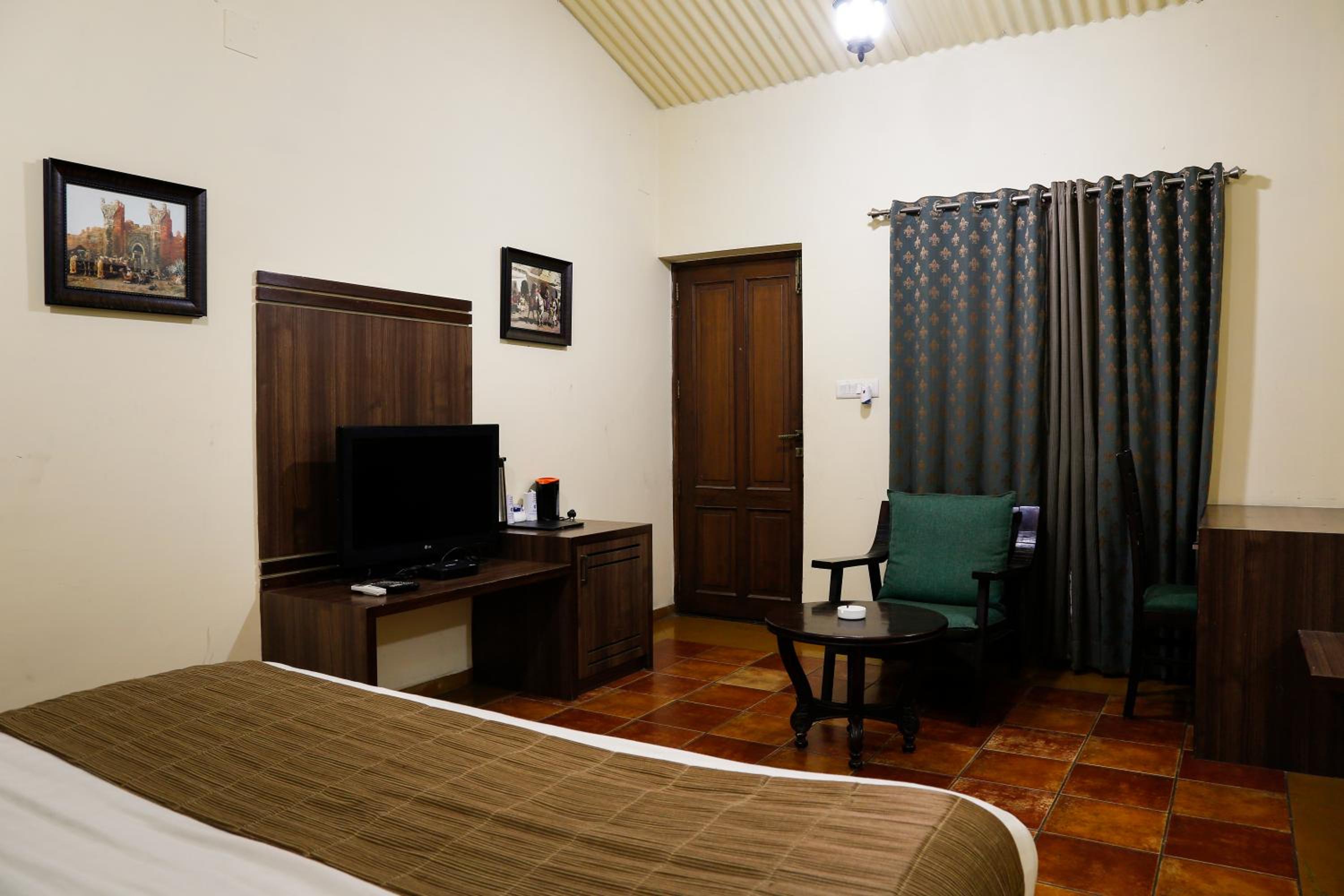 The Colonial Manek Manor By SAH