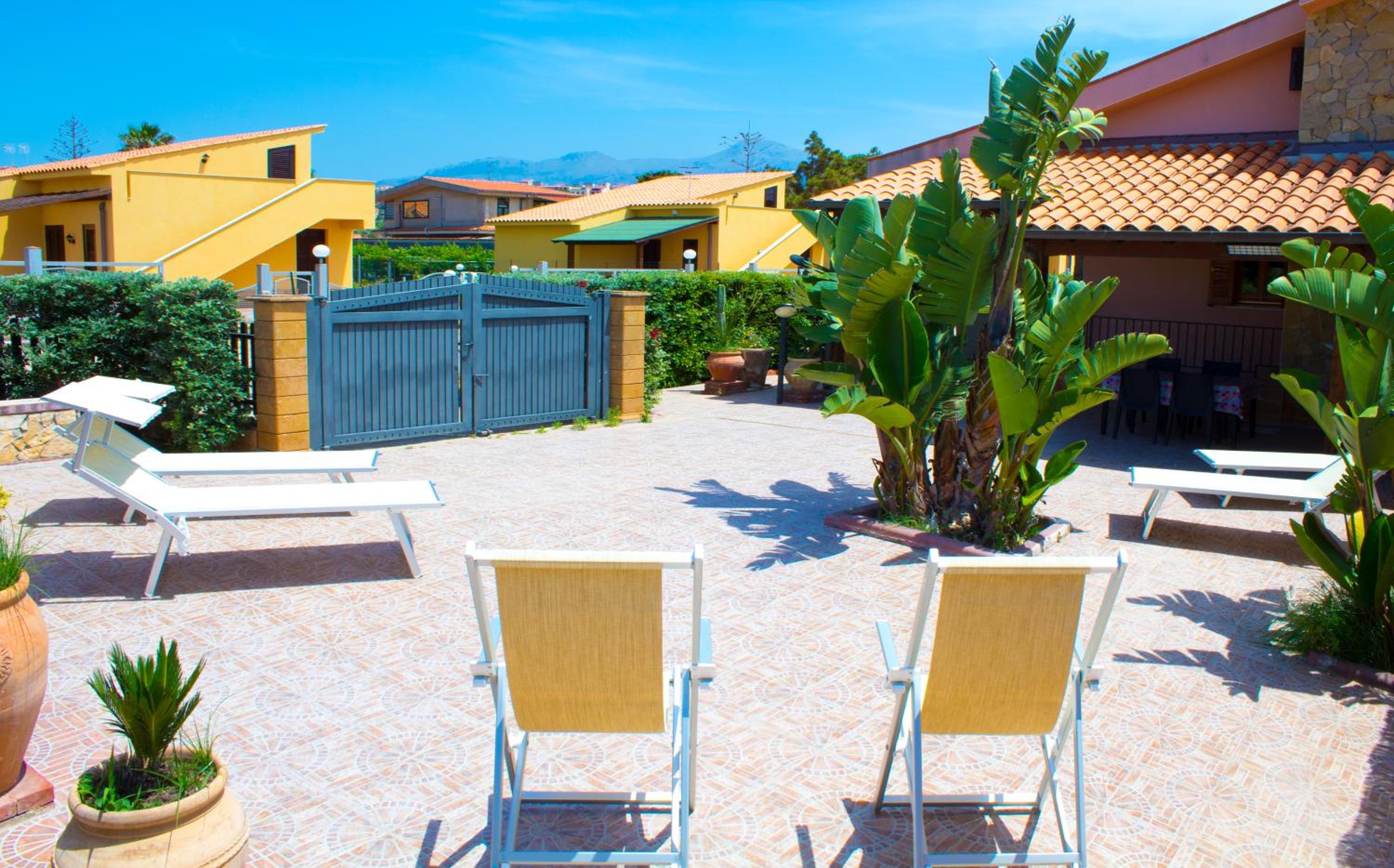 Costa Mediterranea Holiday Homes