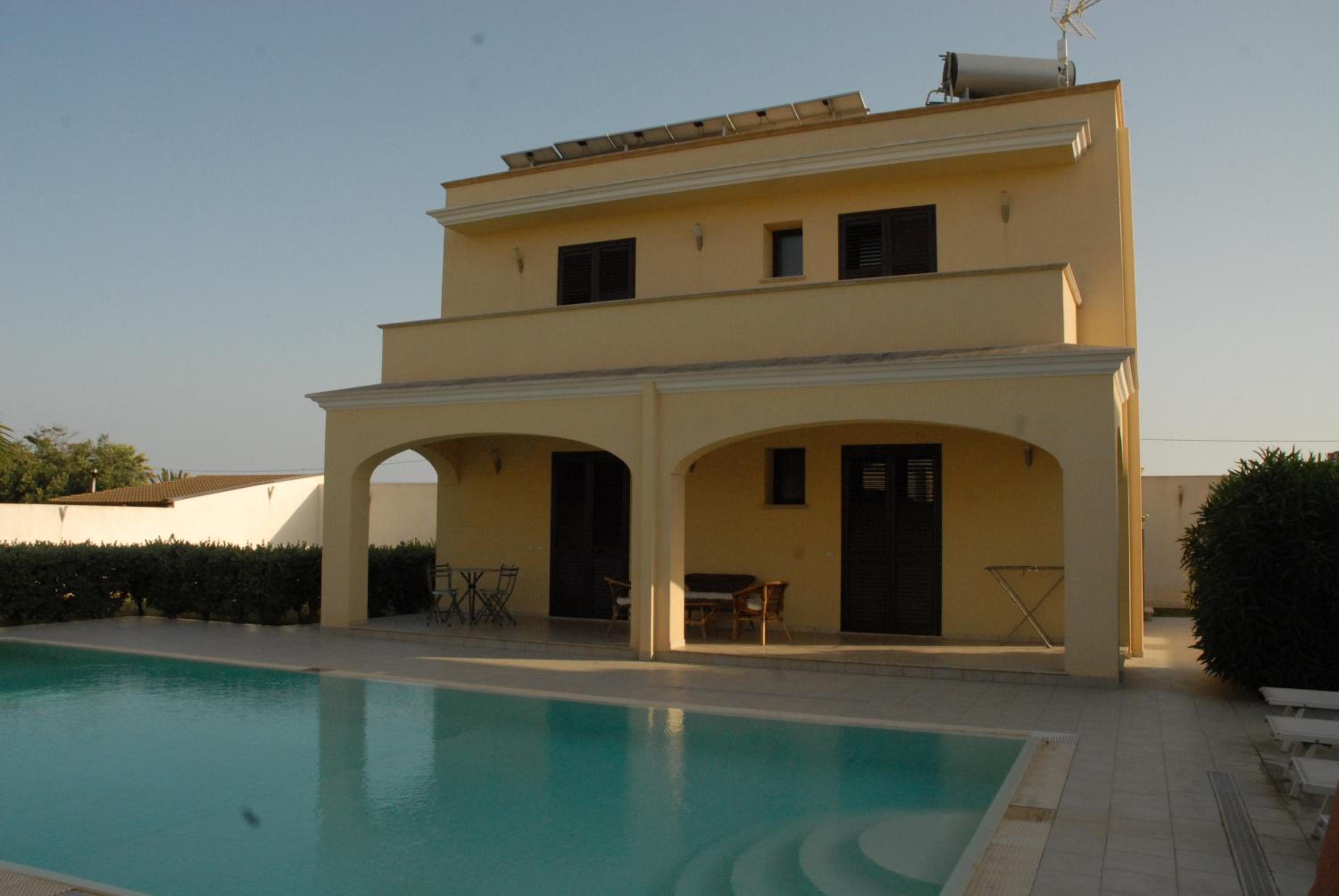 Oasi Tortuga Residence Piscina e barbecue h24