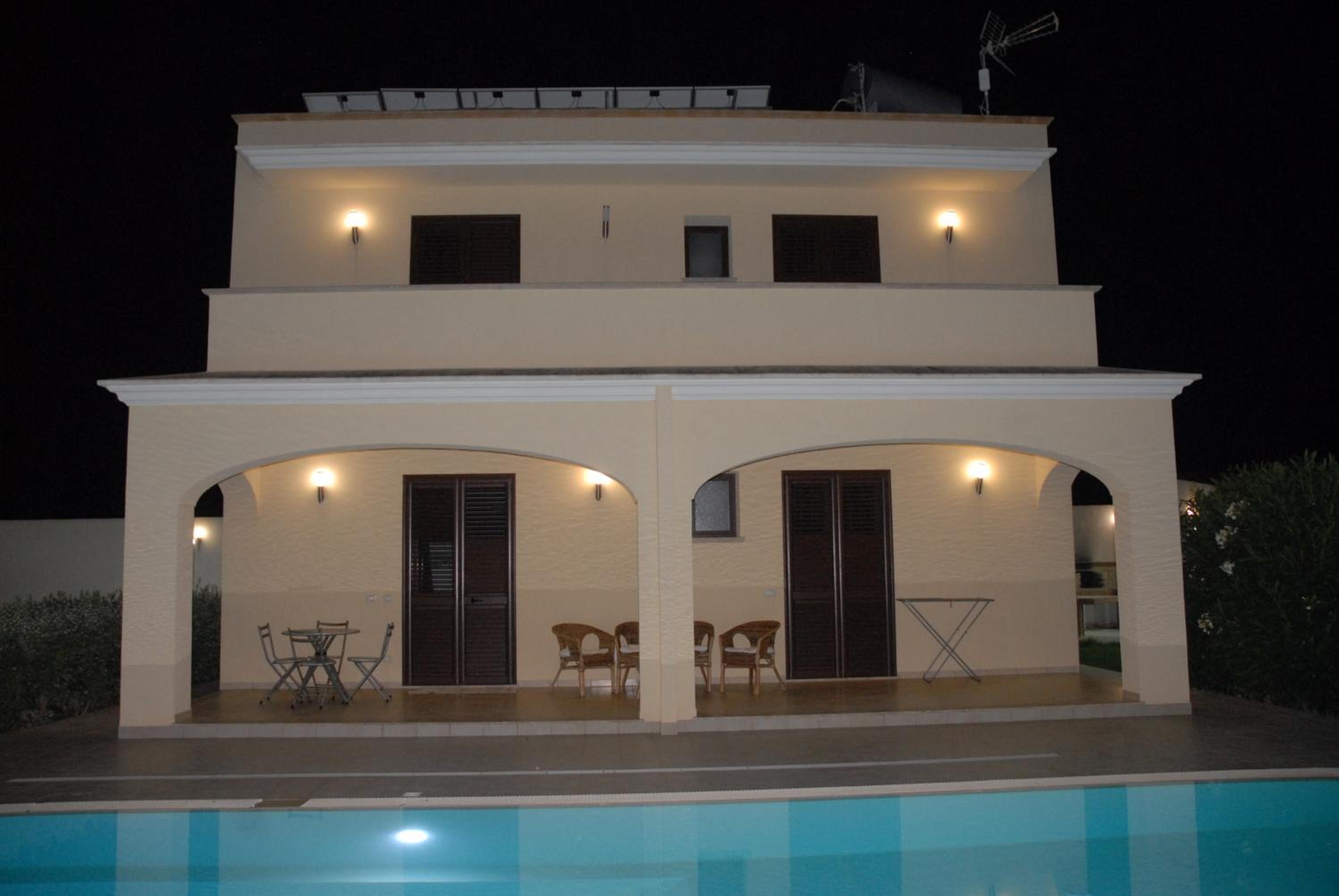 Oasi Tortuga Residence Piscina e barbecue h24