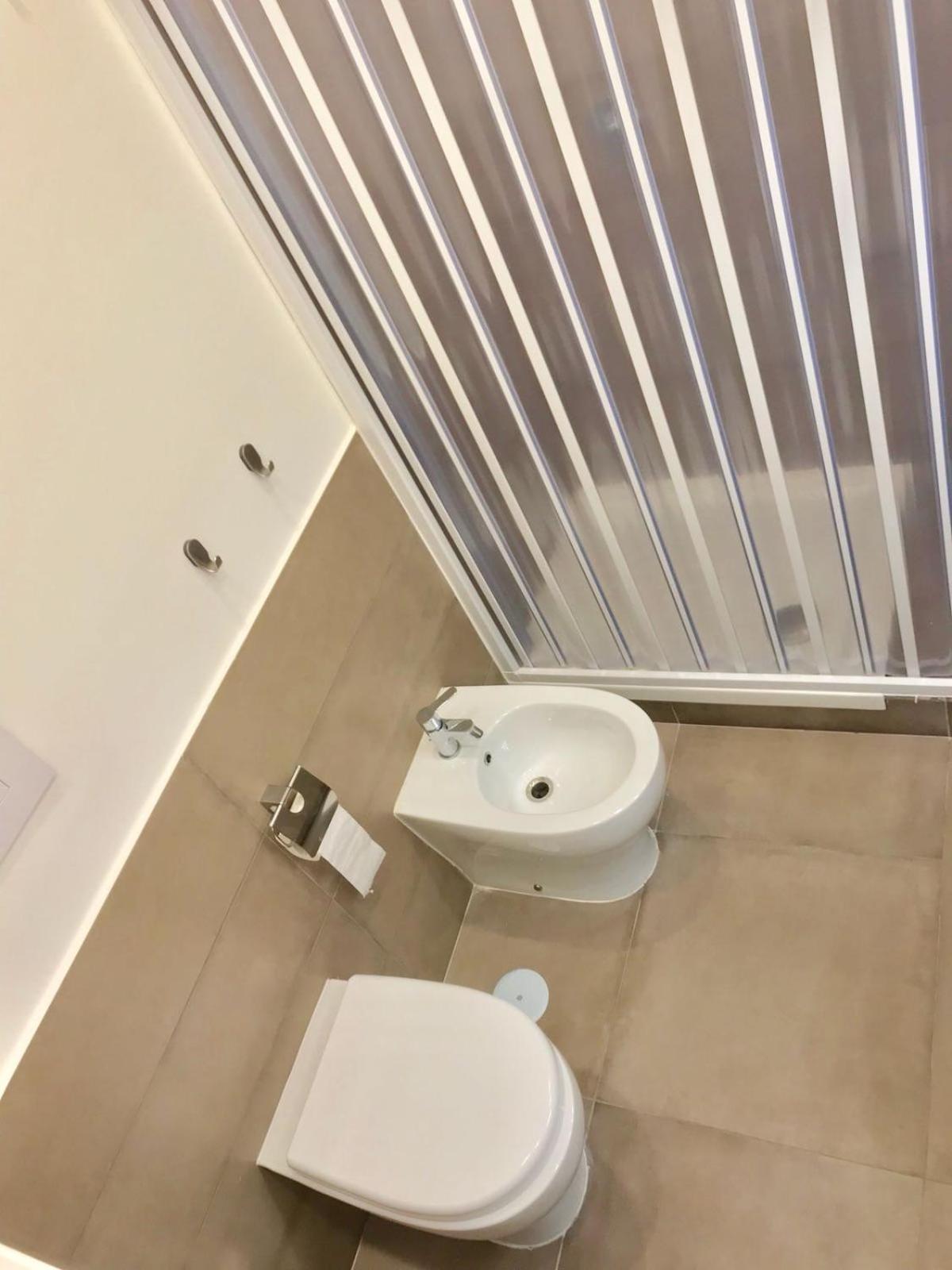 Interno 10 Cavour