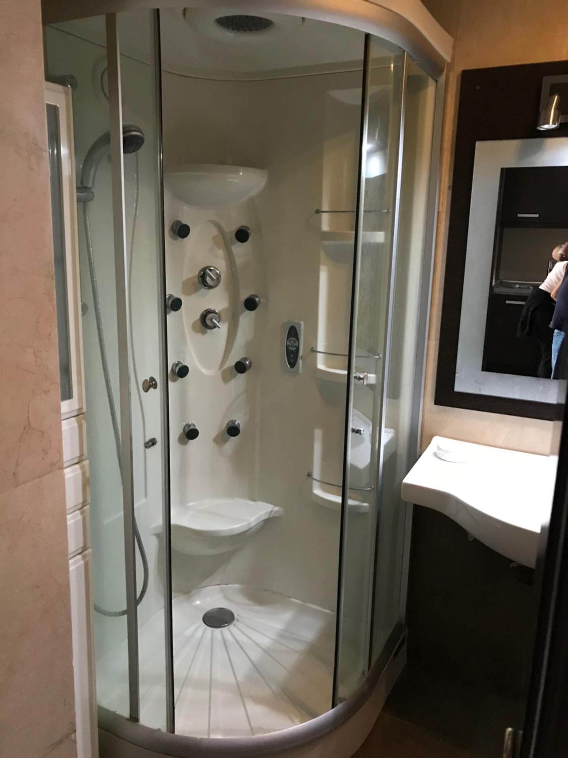 Apartment Windsor en Adeje — bathroom