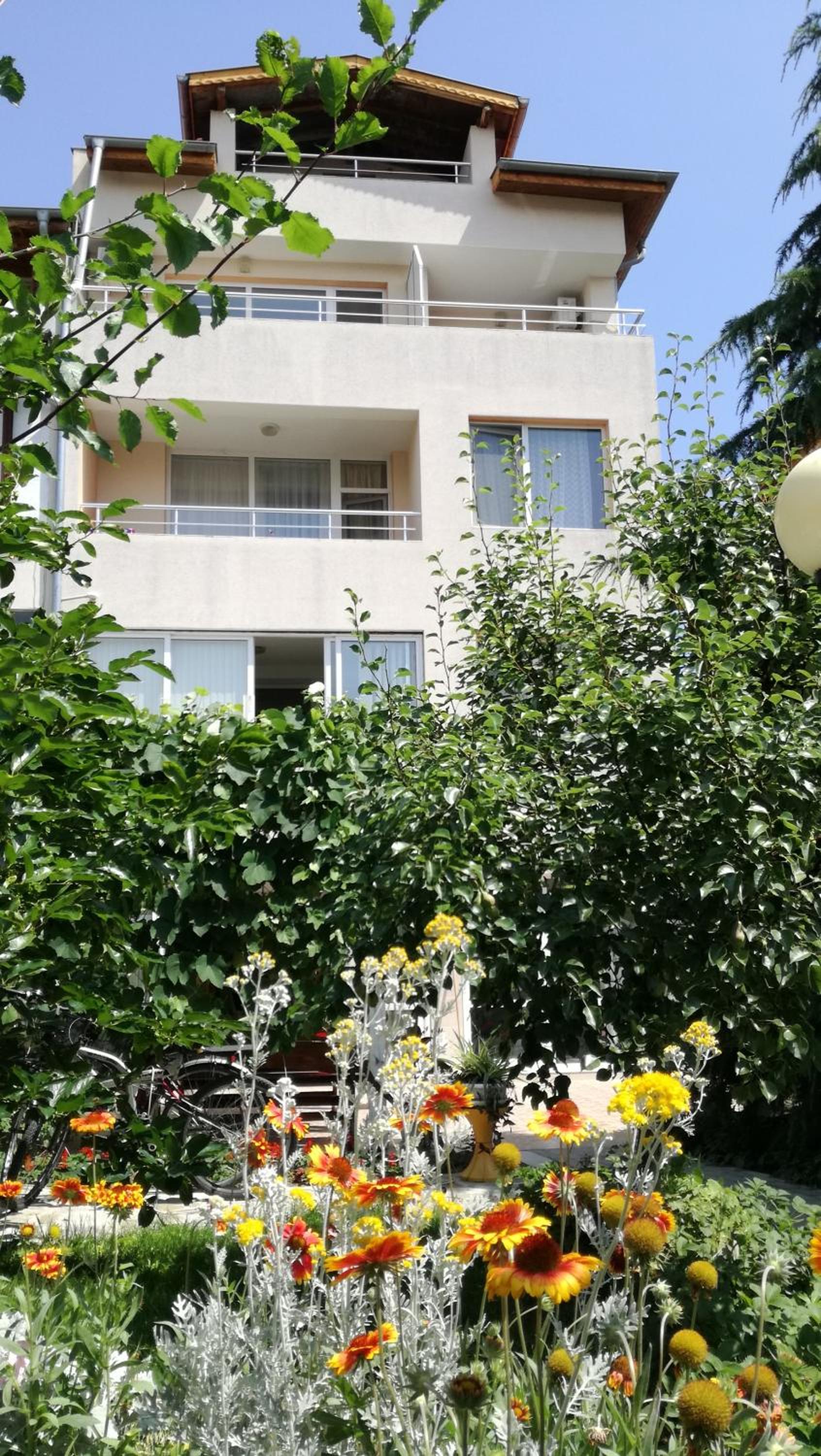 Veda Guest House