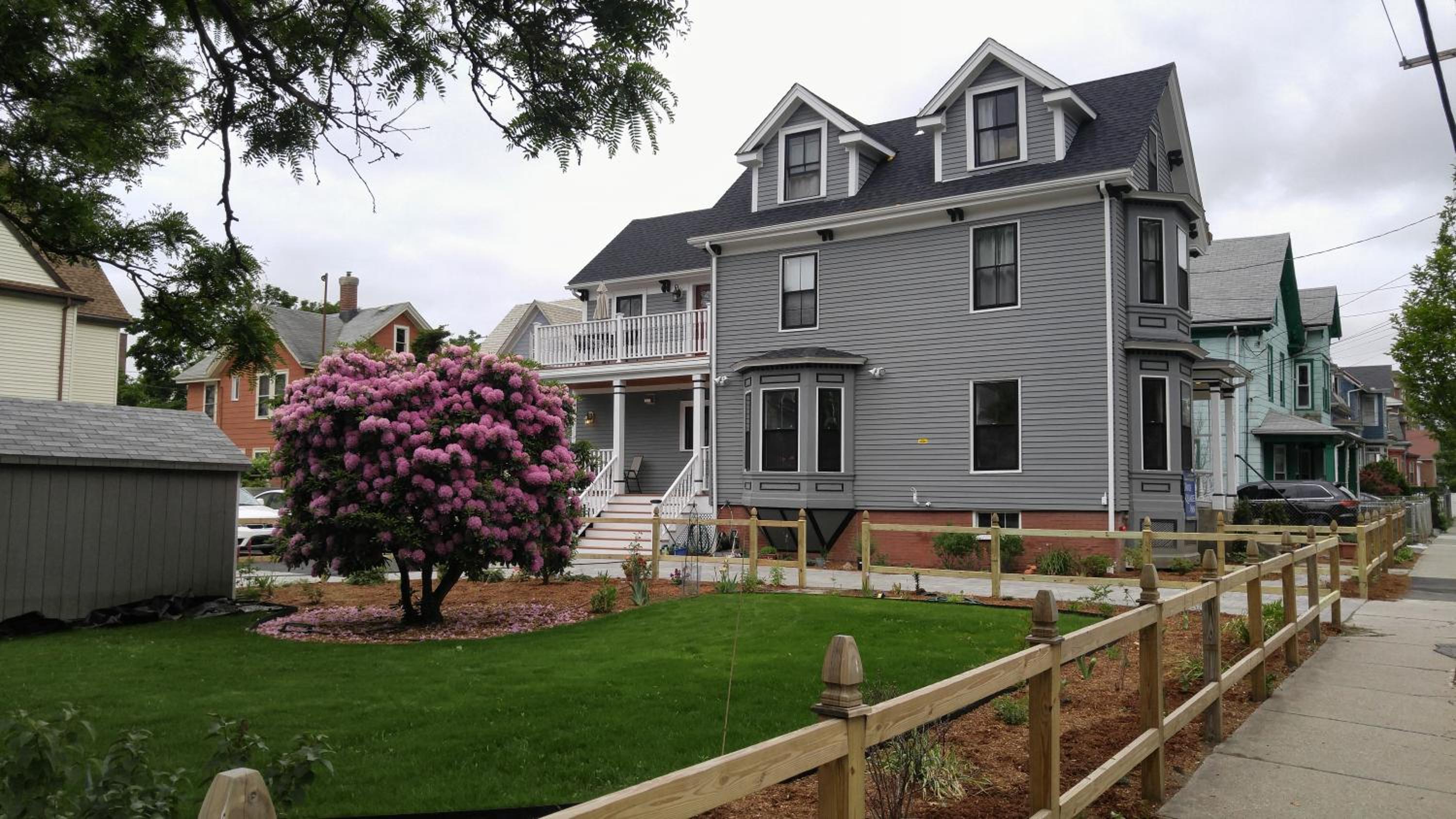 Boston Vacations - Davis Square Inn - Property Image 1