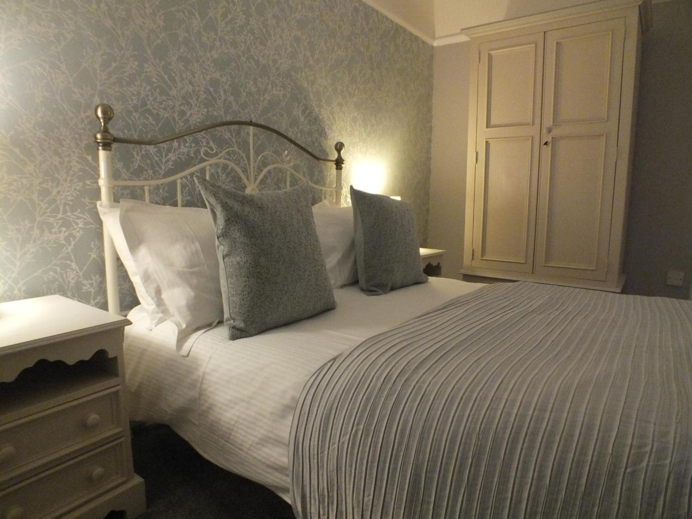 Devonshire Arms Inn