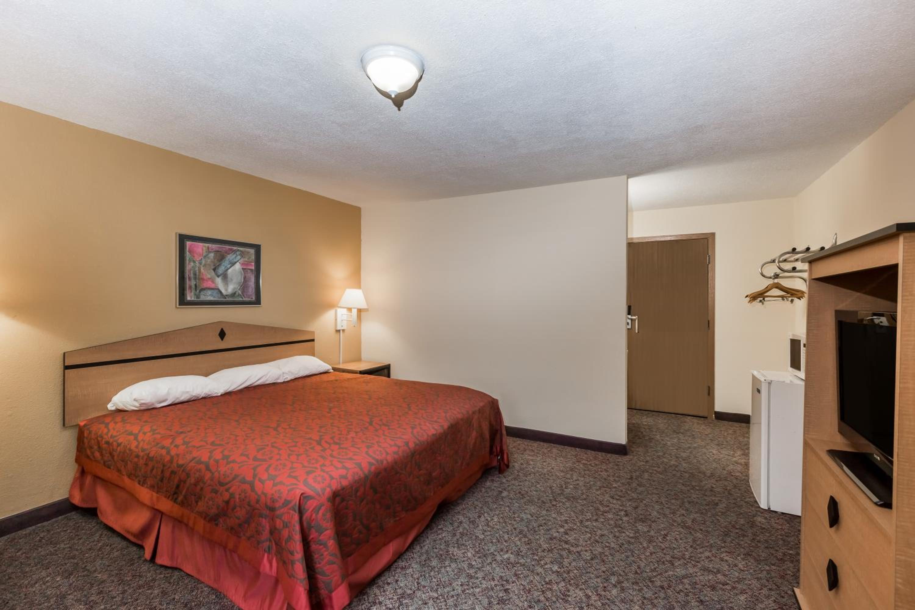 Days Inn by Wyndham Atlantic - Property Image 22