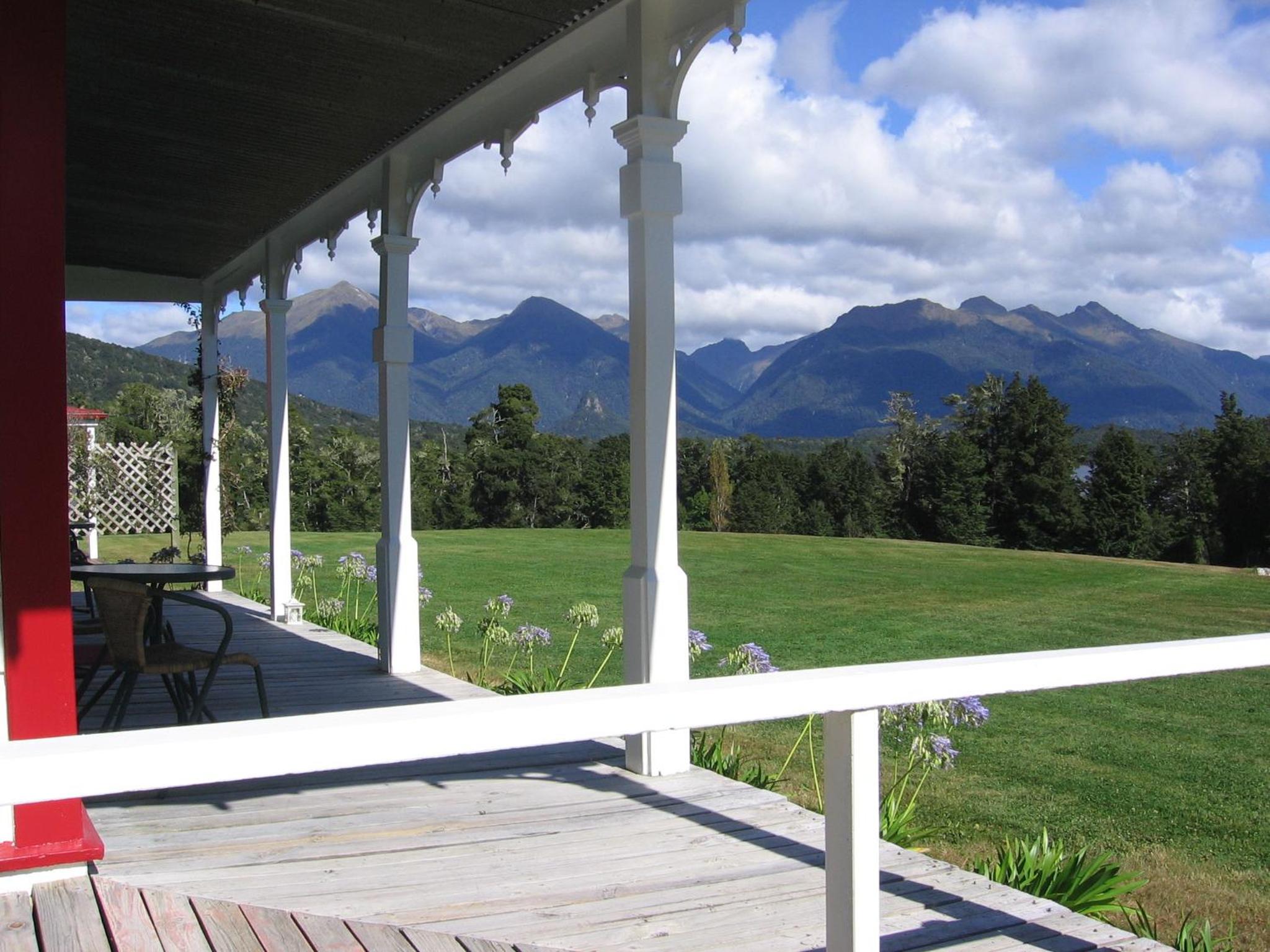 Murrells Grand View House