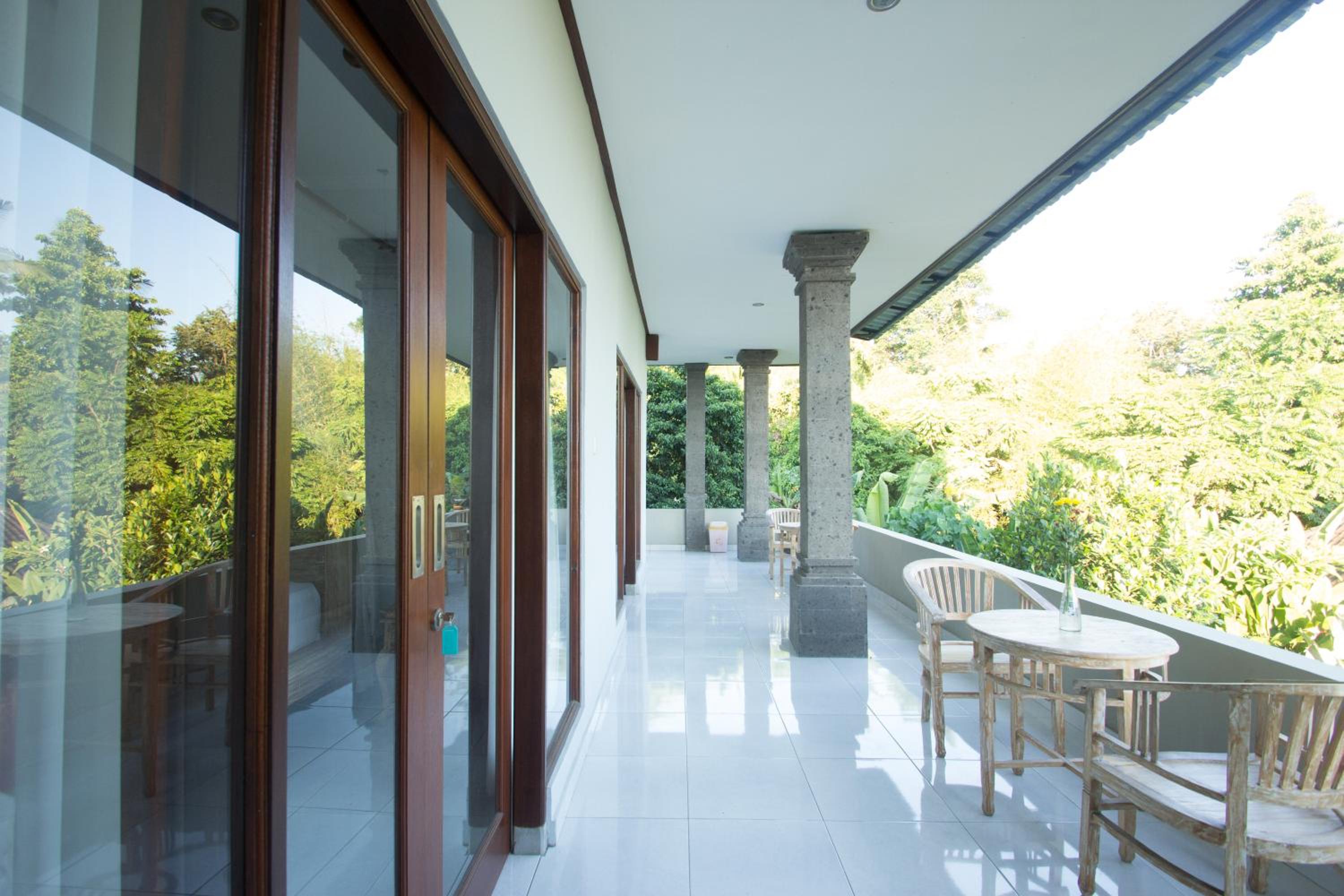 Akusara Guest House
