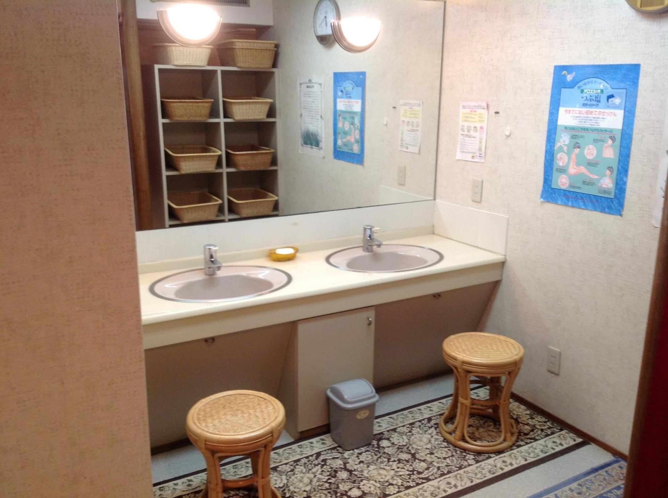 Nakayasu Ryokan