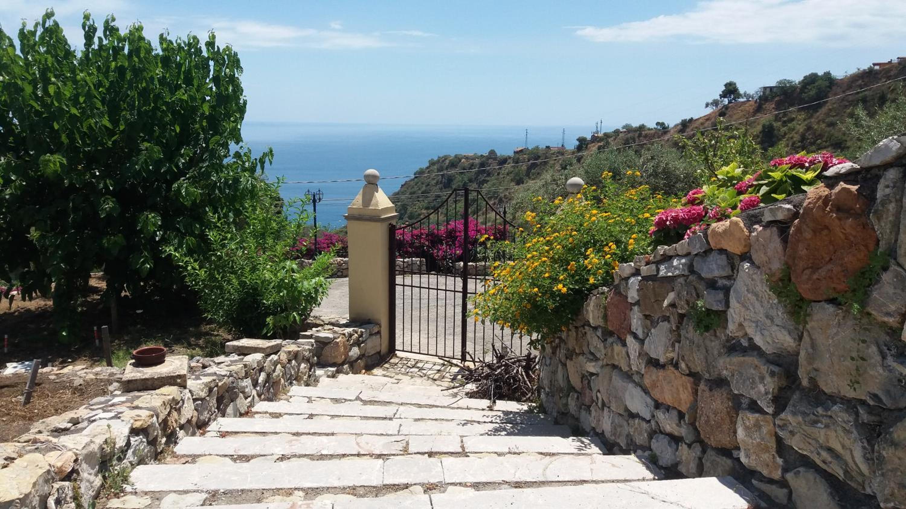 Sea View Villa Taormina photo 4