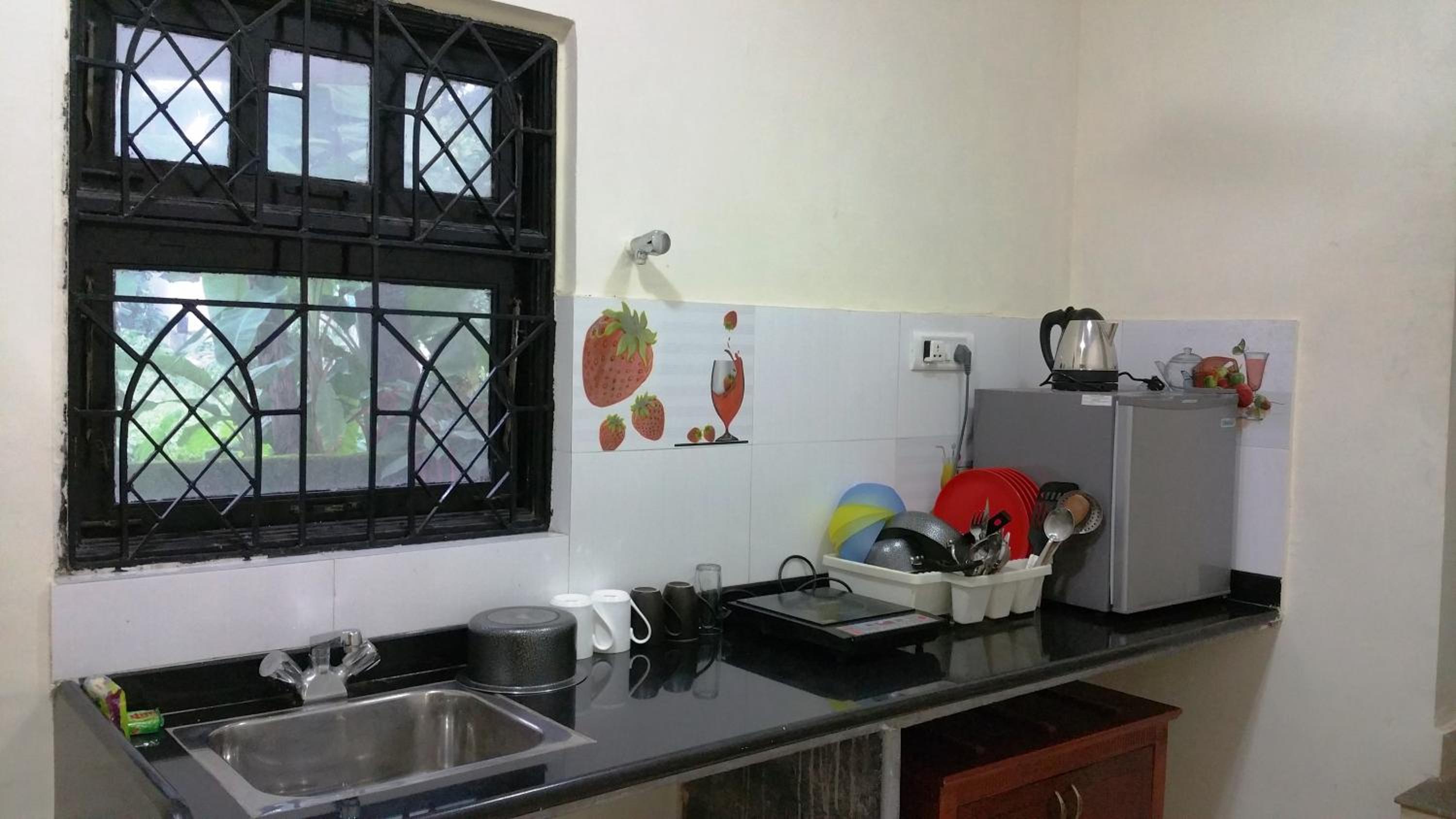 CANDOLIM BEACH VILLA # 3BHK # POOL # KITCHEN # 300Mts to Beach by GR stays view 4