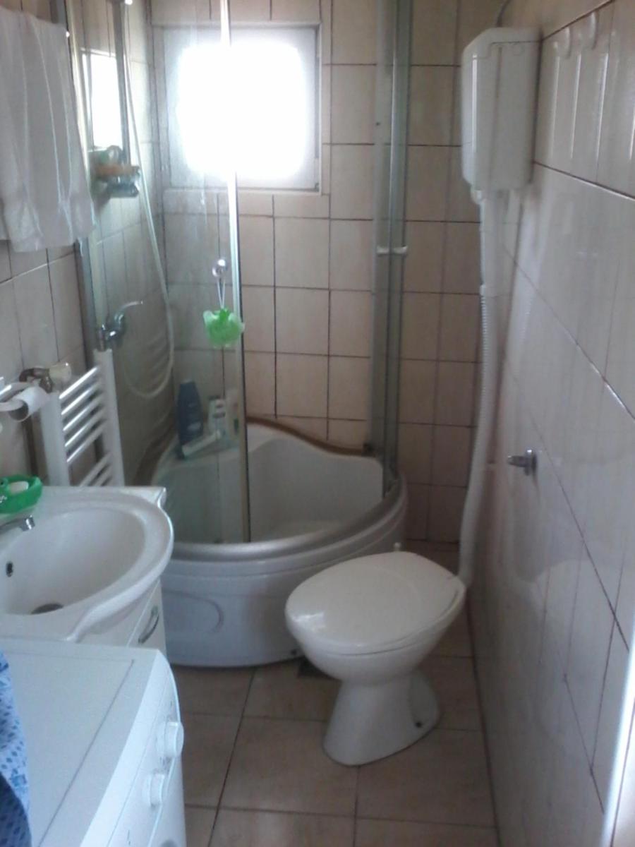 Modern&Cozy Bosnian house with GARDEN+FREE parking