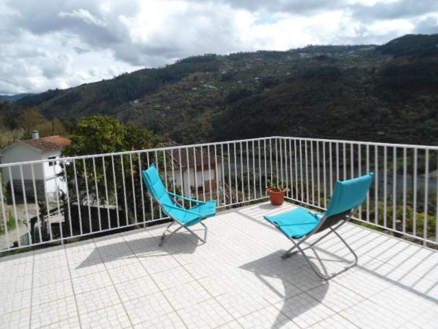 Casa Amarela - Região do Douro view 2