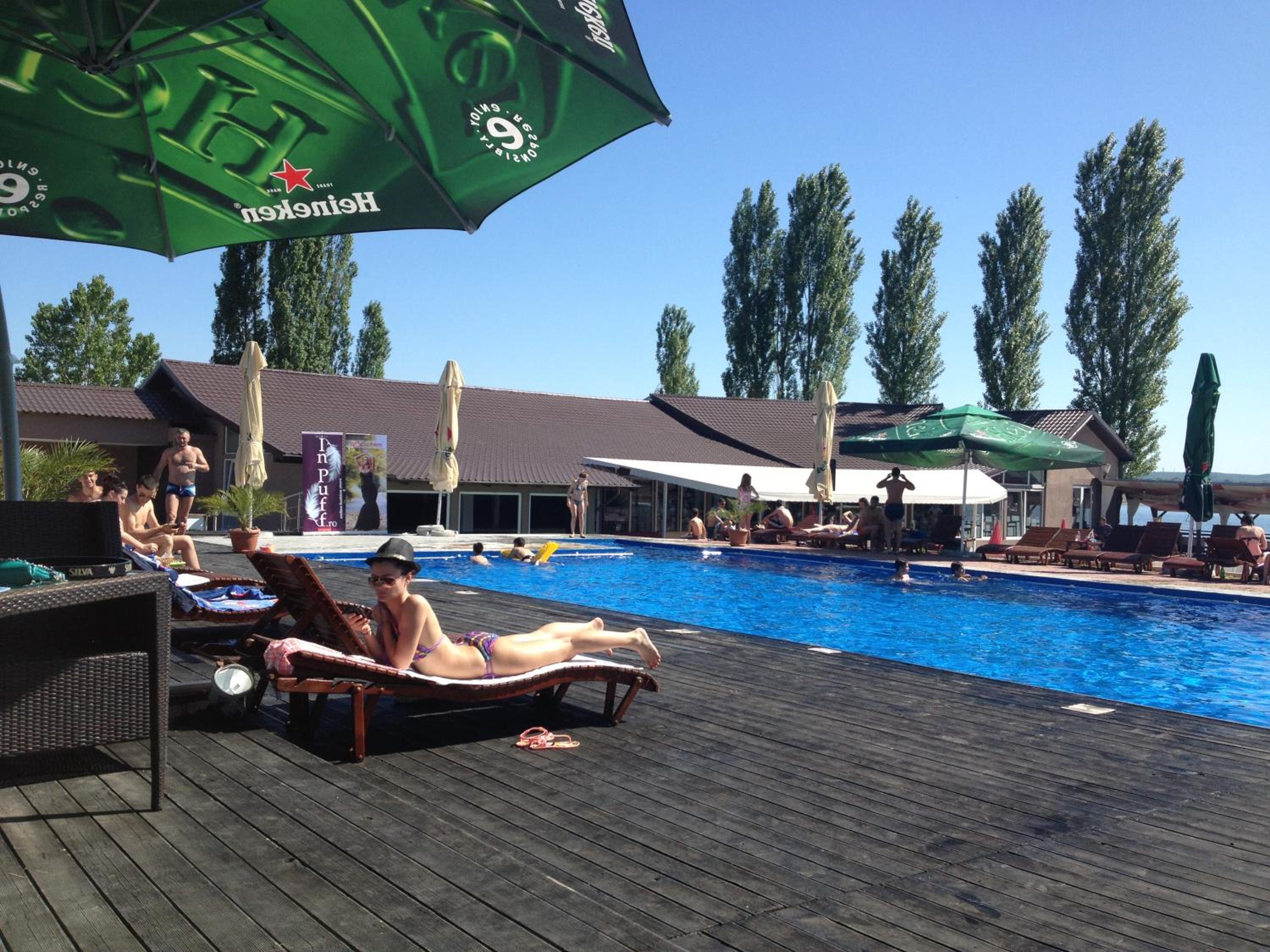 Mojo Beach