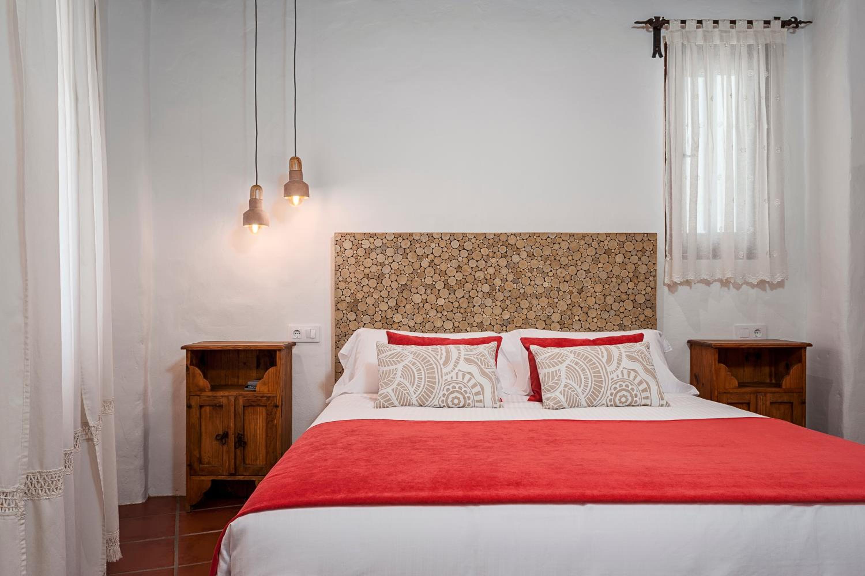 Habitaciones y Apartamentos en el centro La Jábega by Conil Home