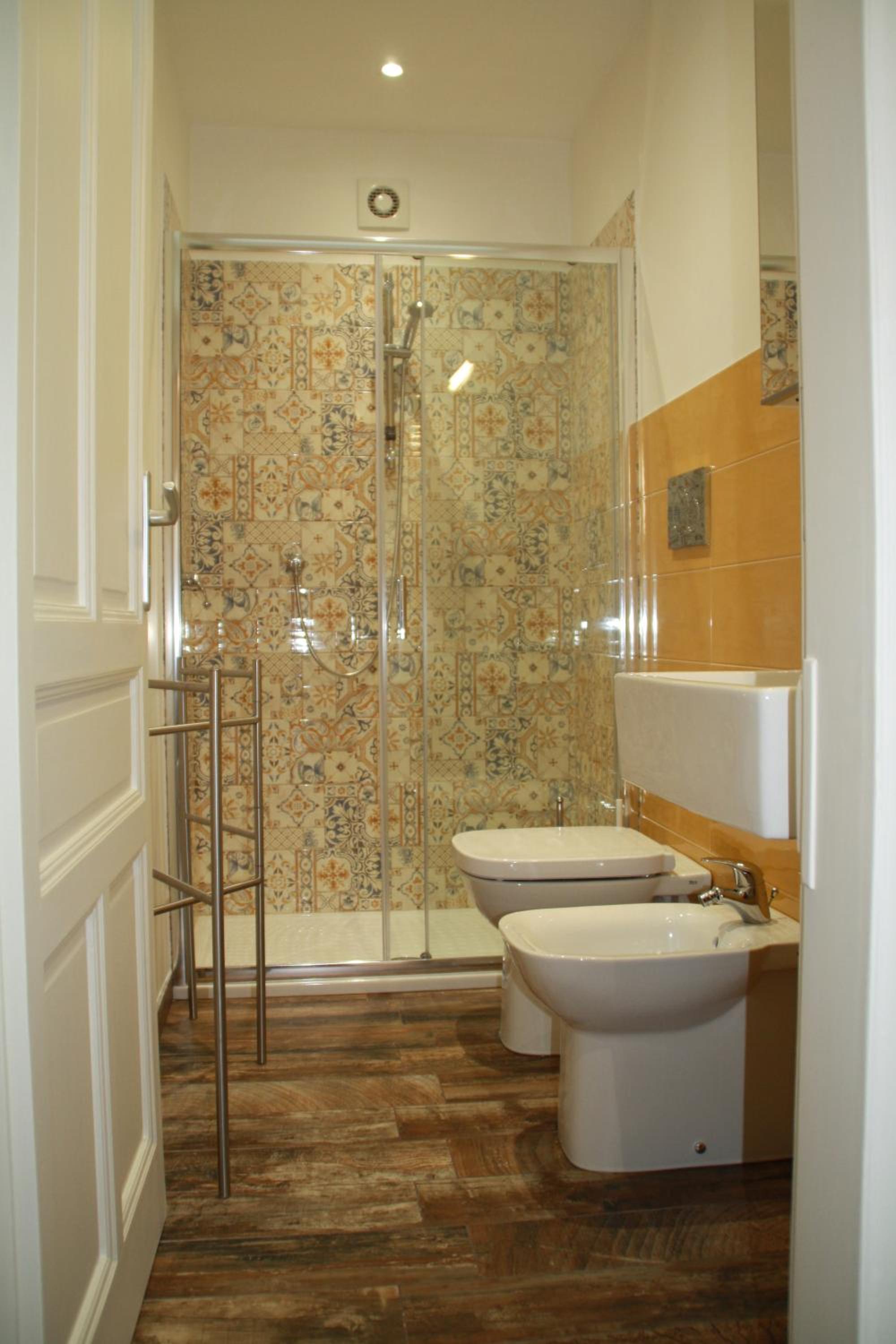 Photo 48