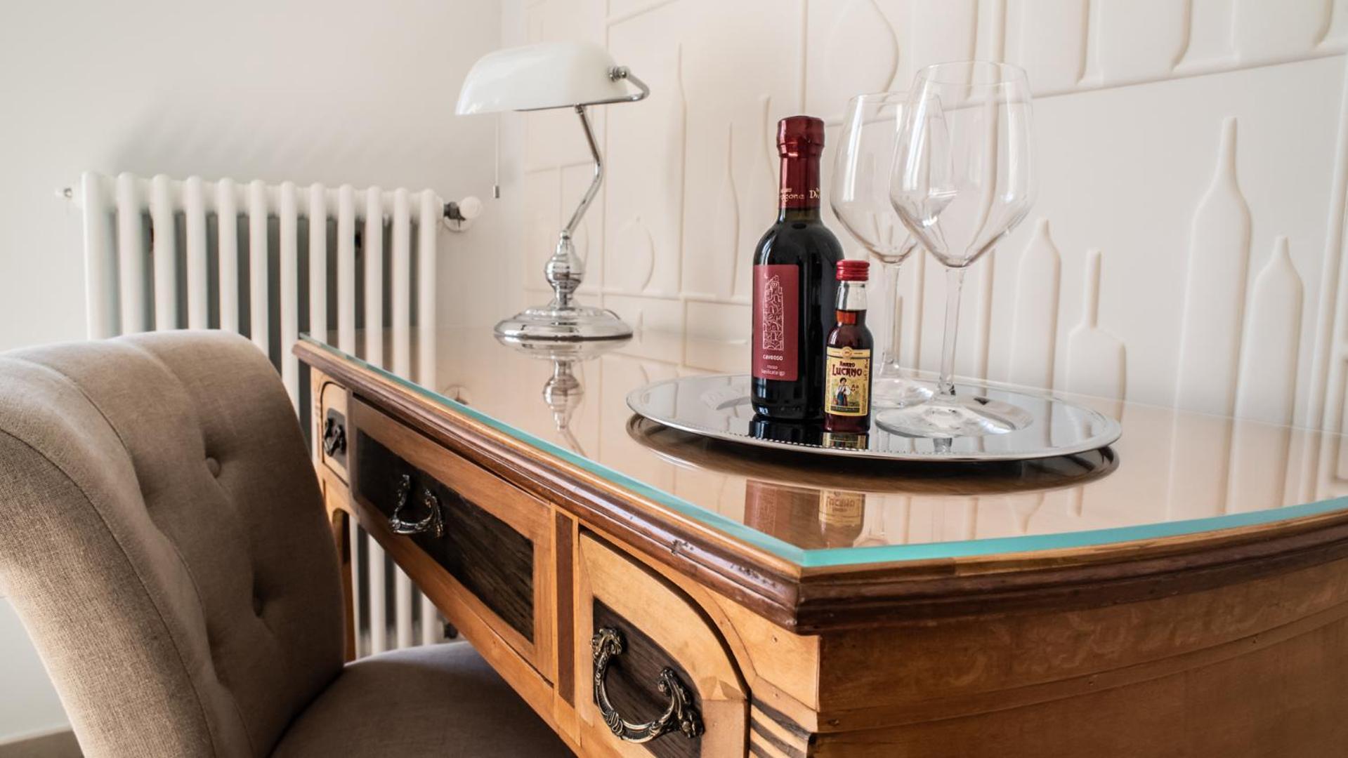 hotel room