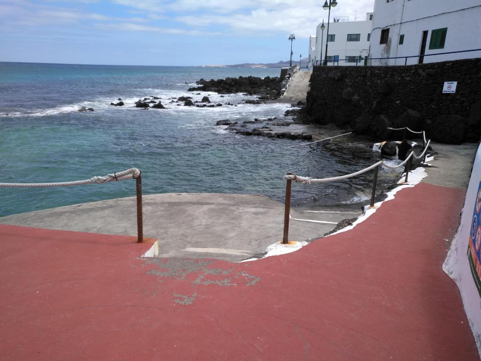 Casa Corina. Primera línea de mar view 4