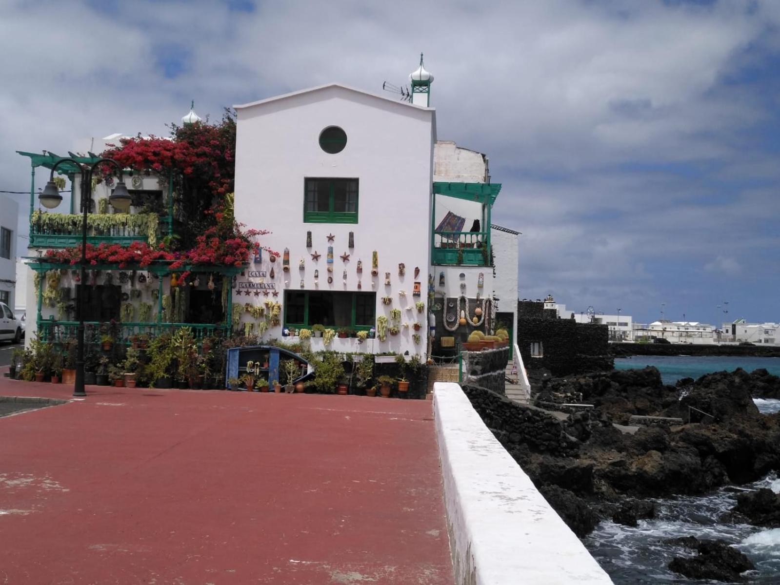 Casa Corina. Primera línea de mar view 5