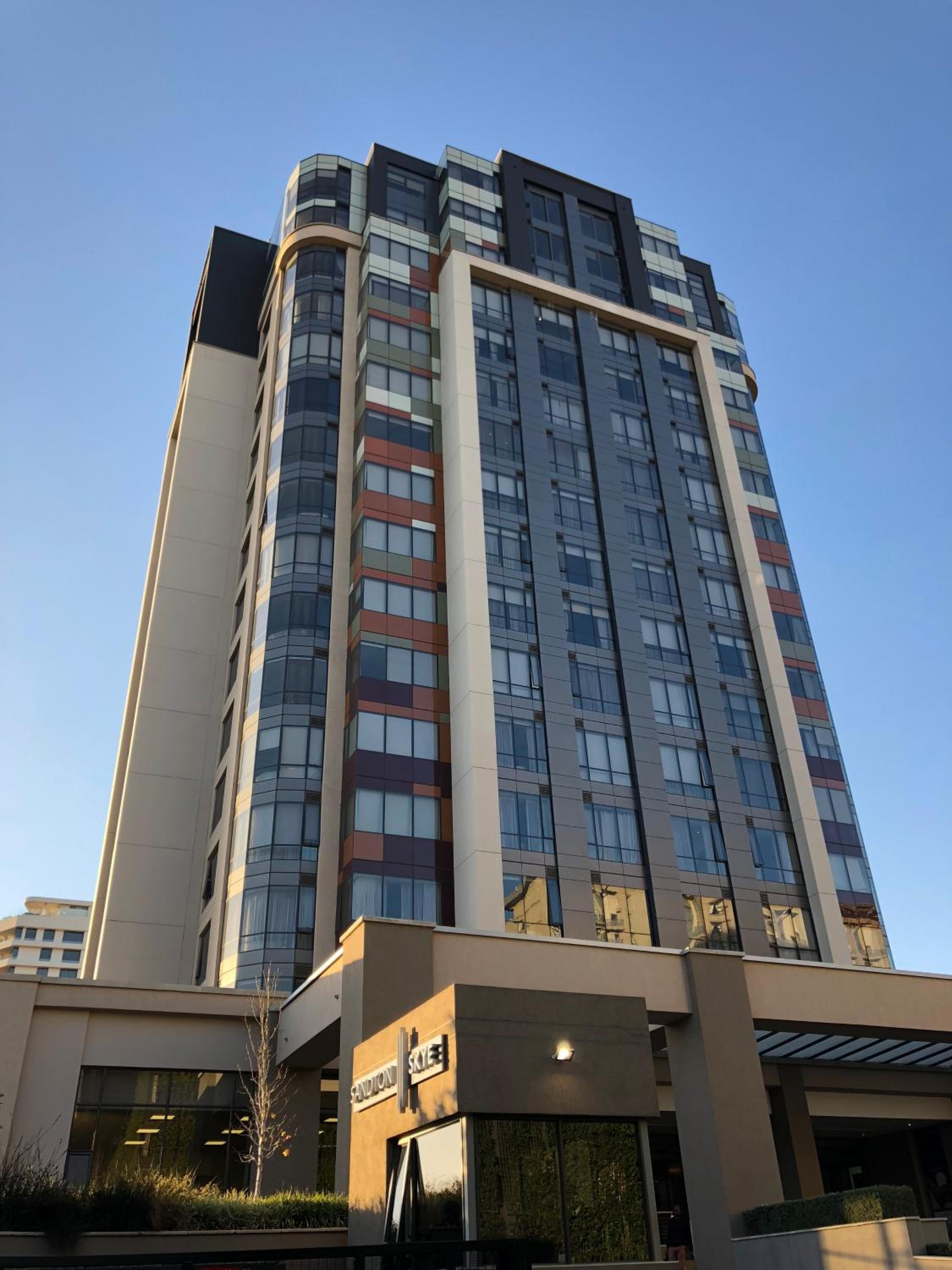 Sandton Skye Suites
