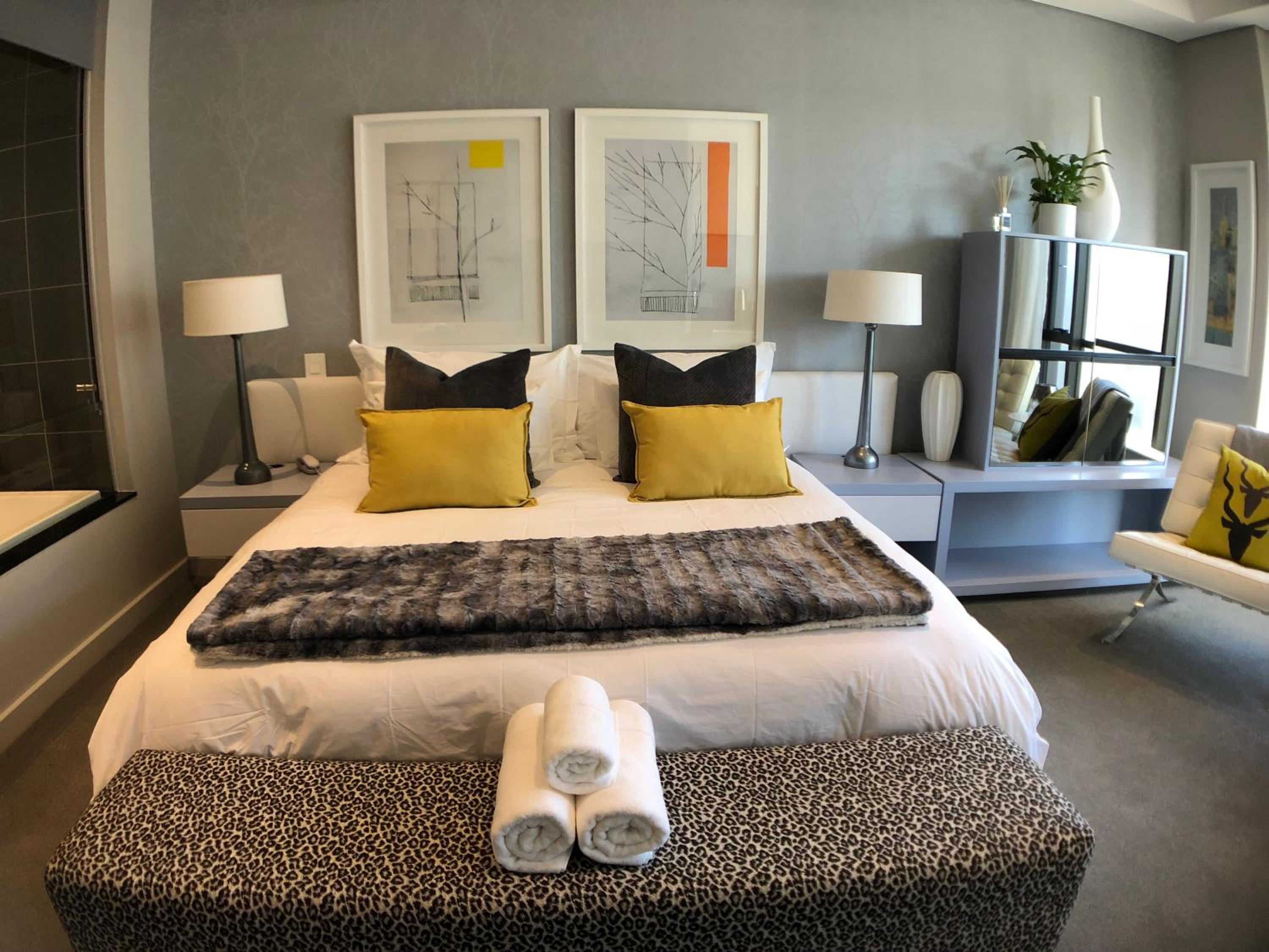 Sandton Skye Suites
