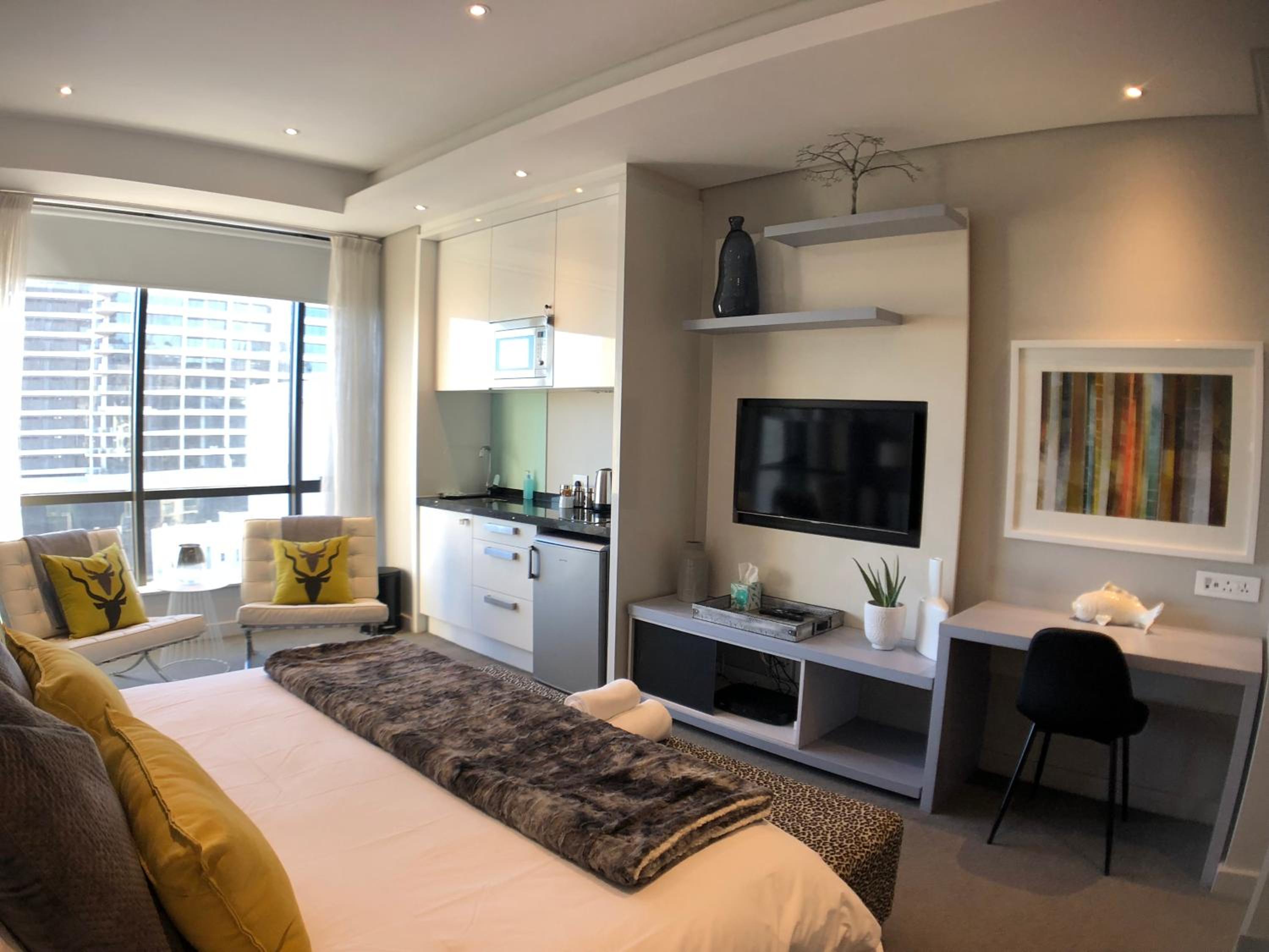 Sandton Skye Suites
