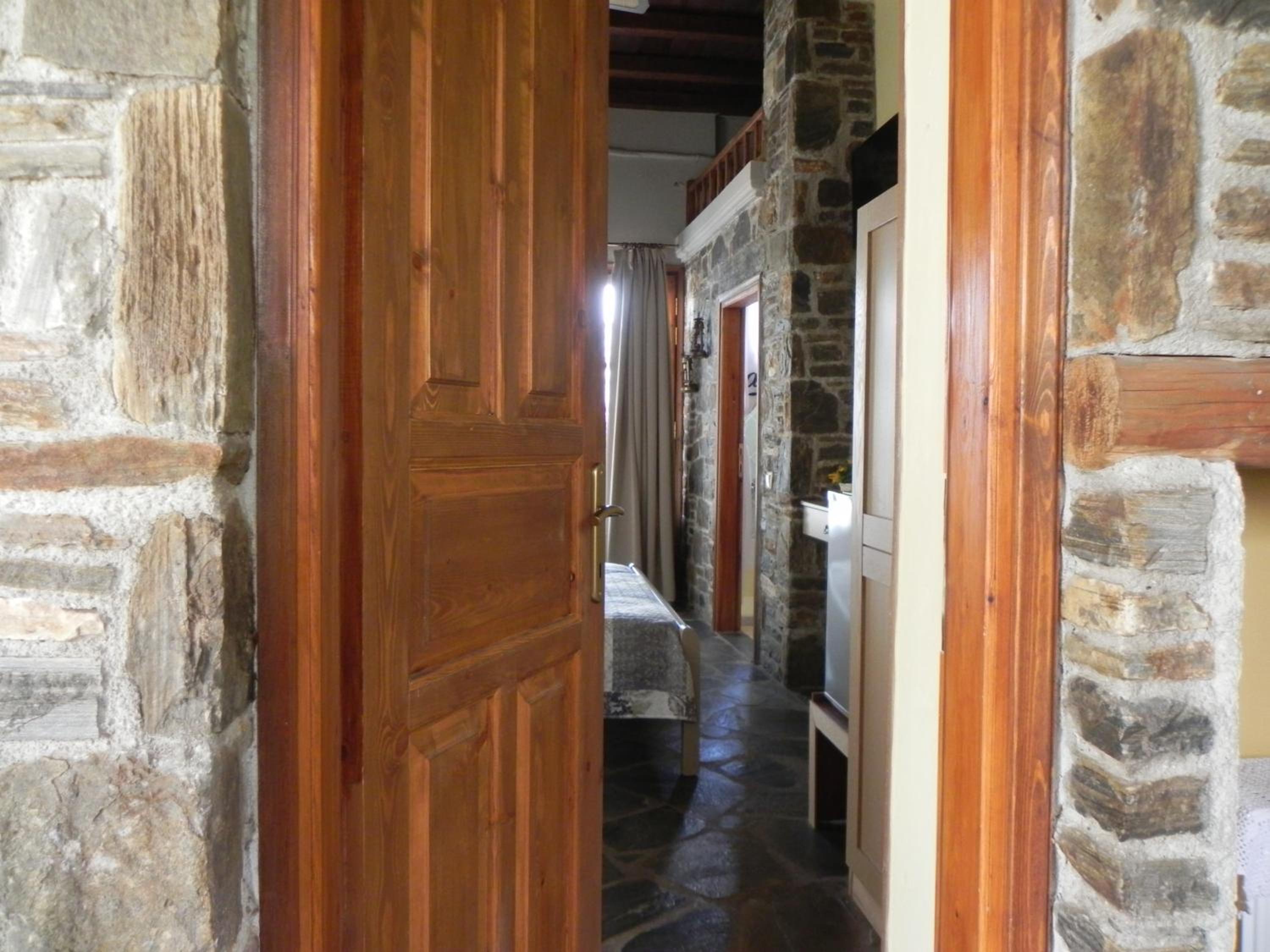Photo 48