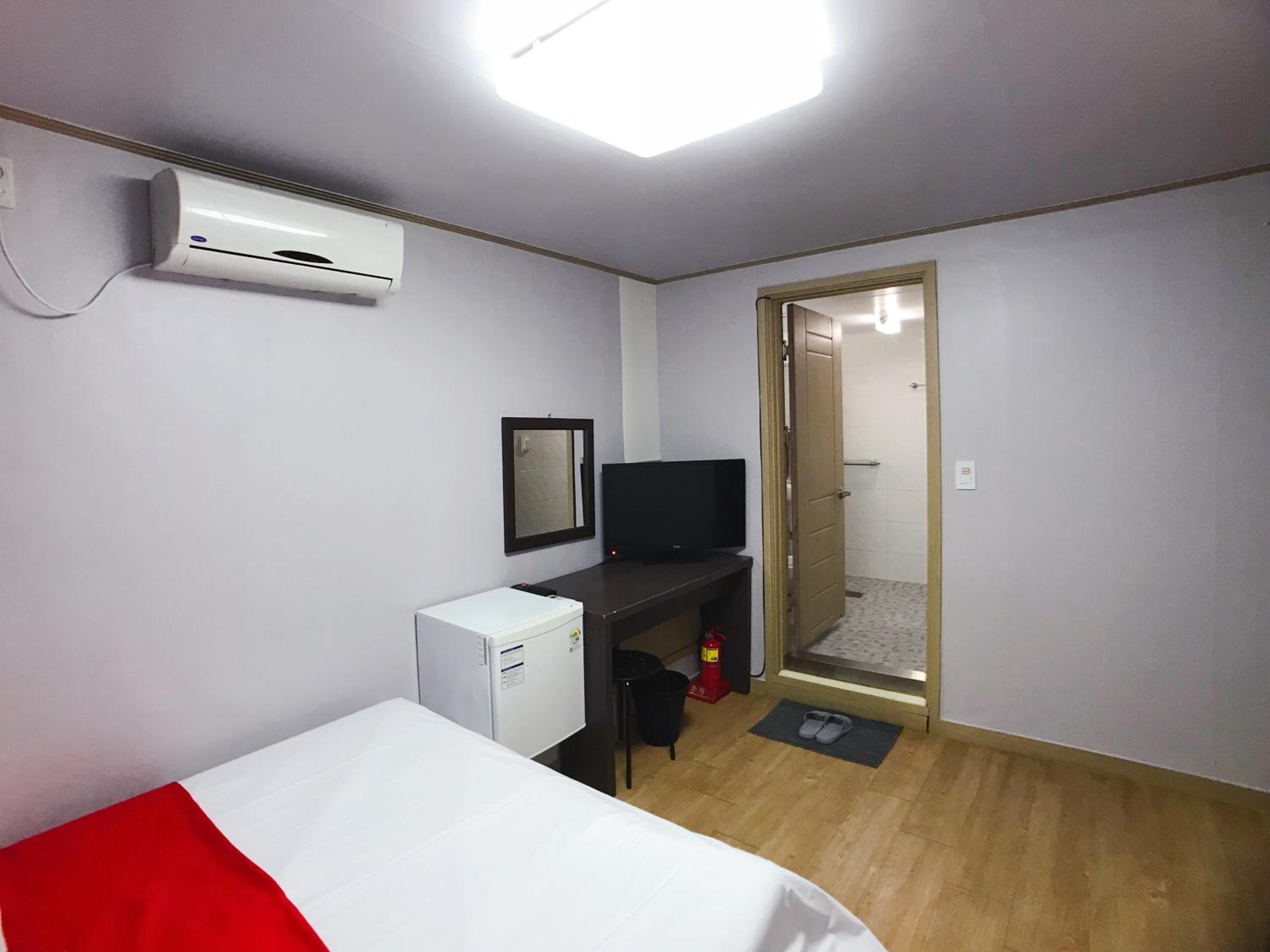 1012 House Namsan - Foreigner Only