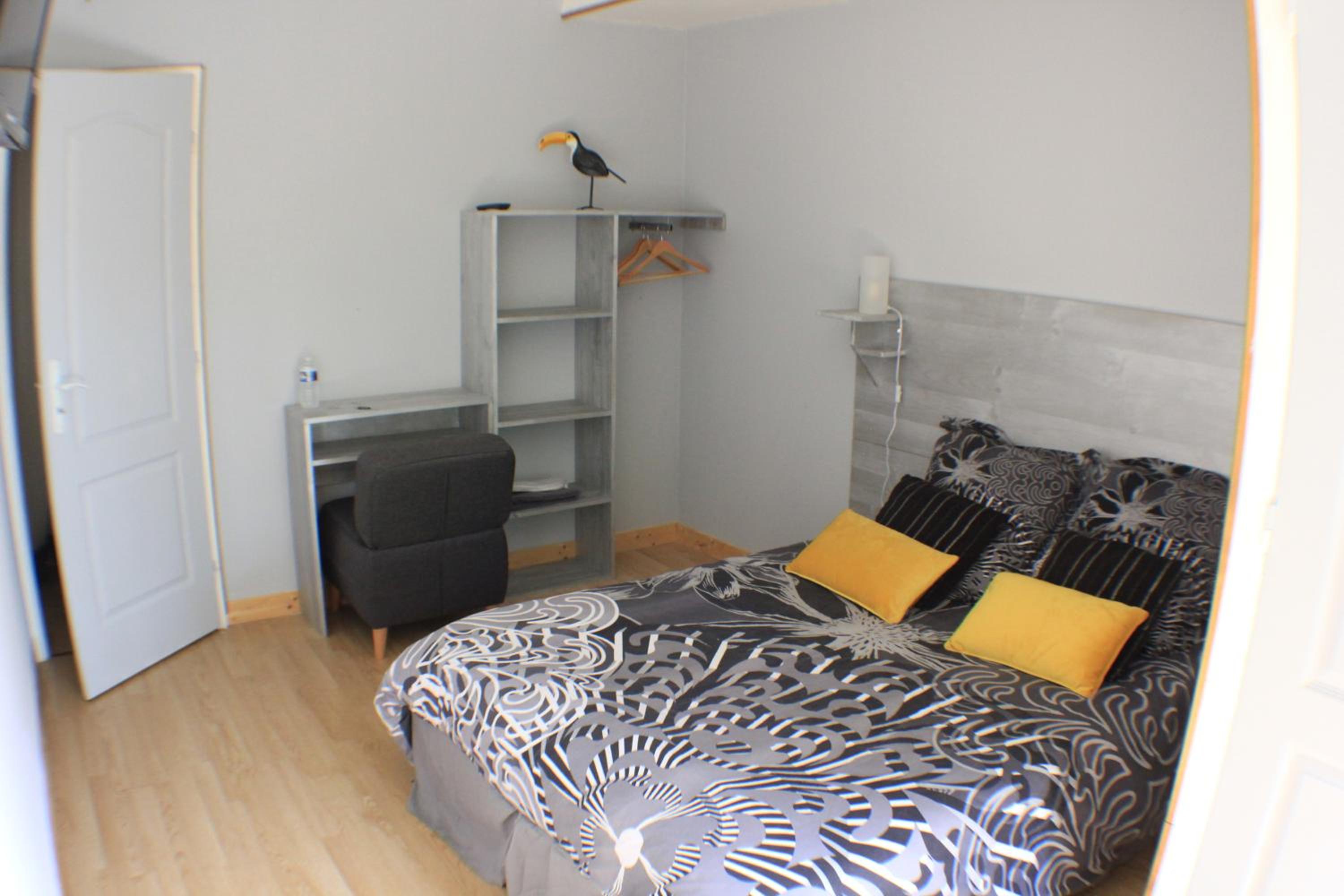 Photo 6
