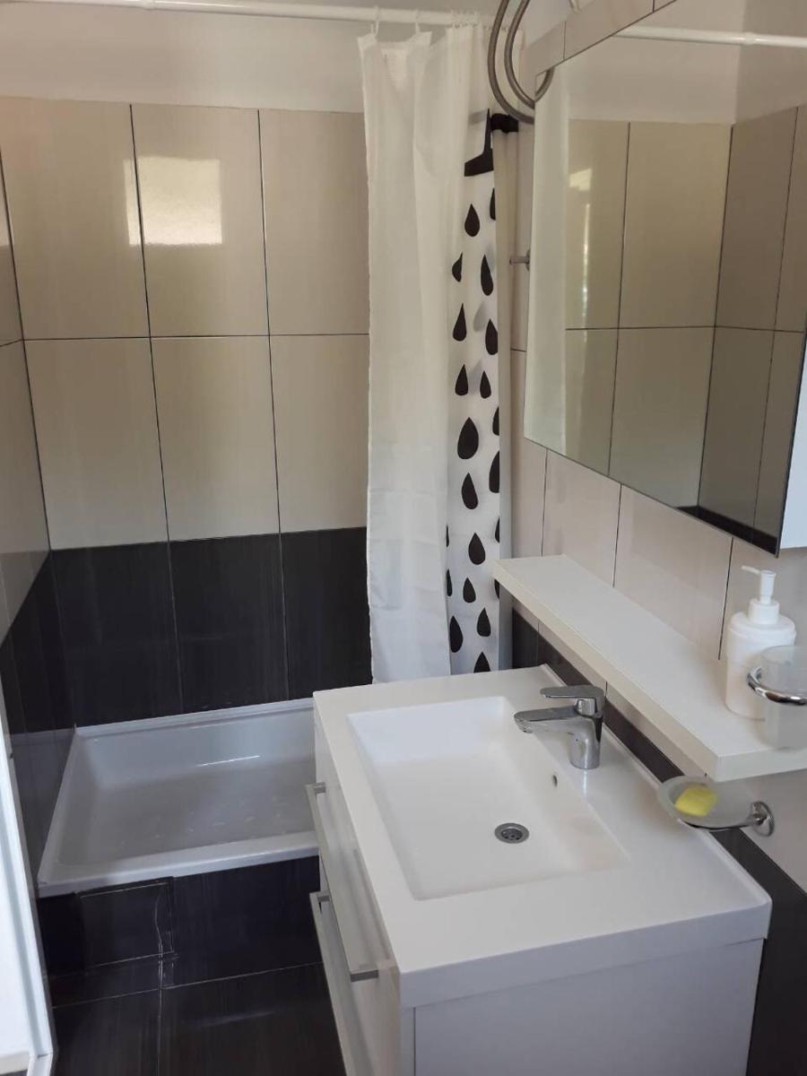 Apartments Pehar view 3