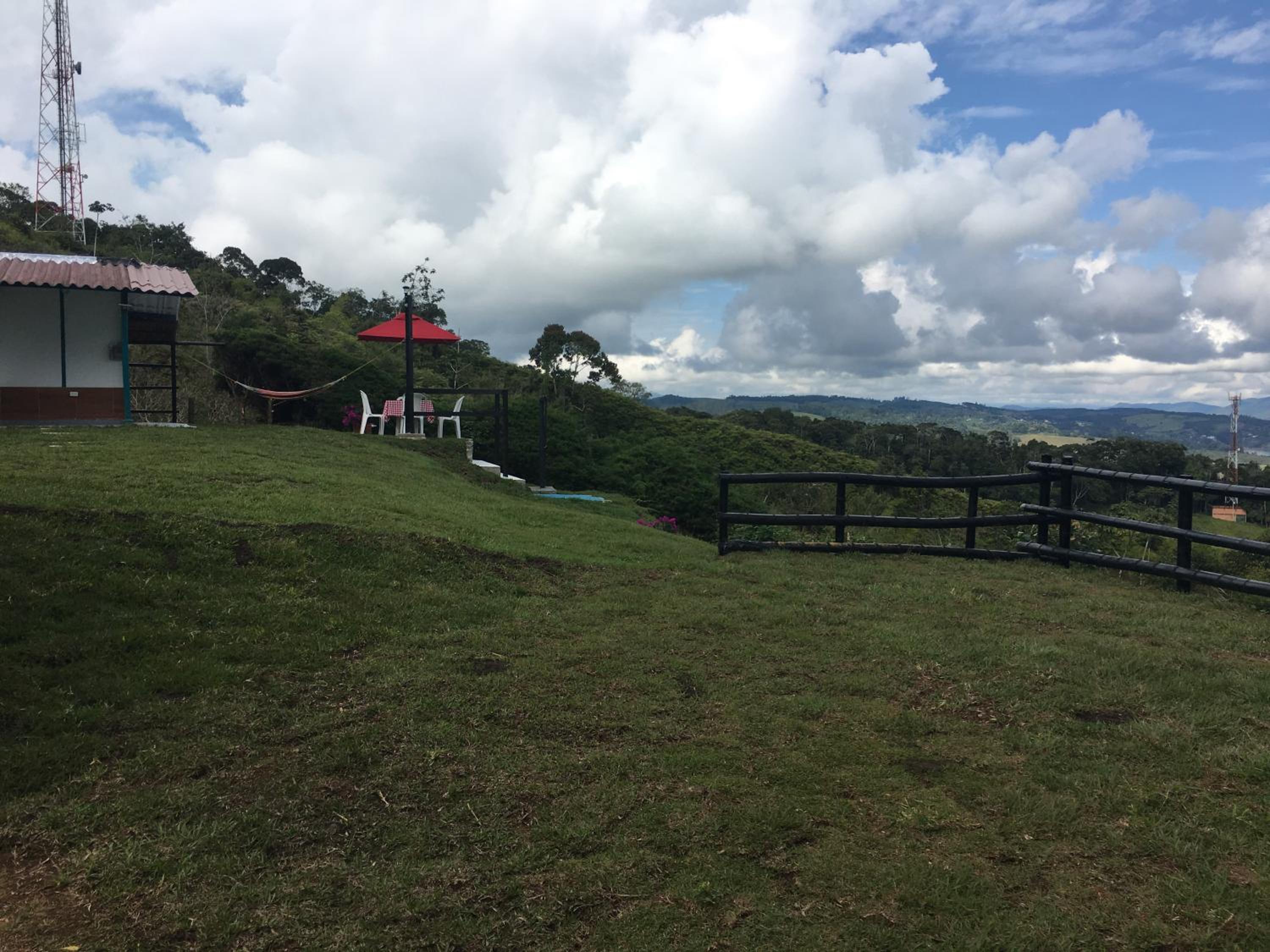La cabaña del lago Calima